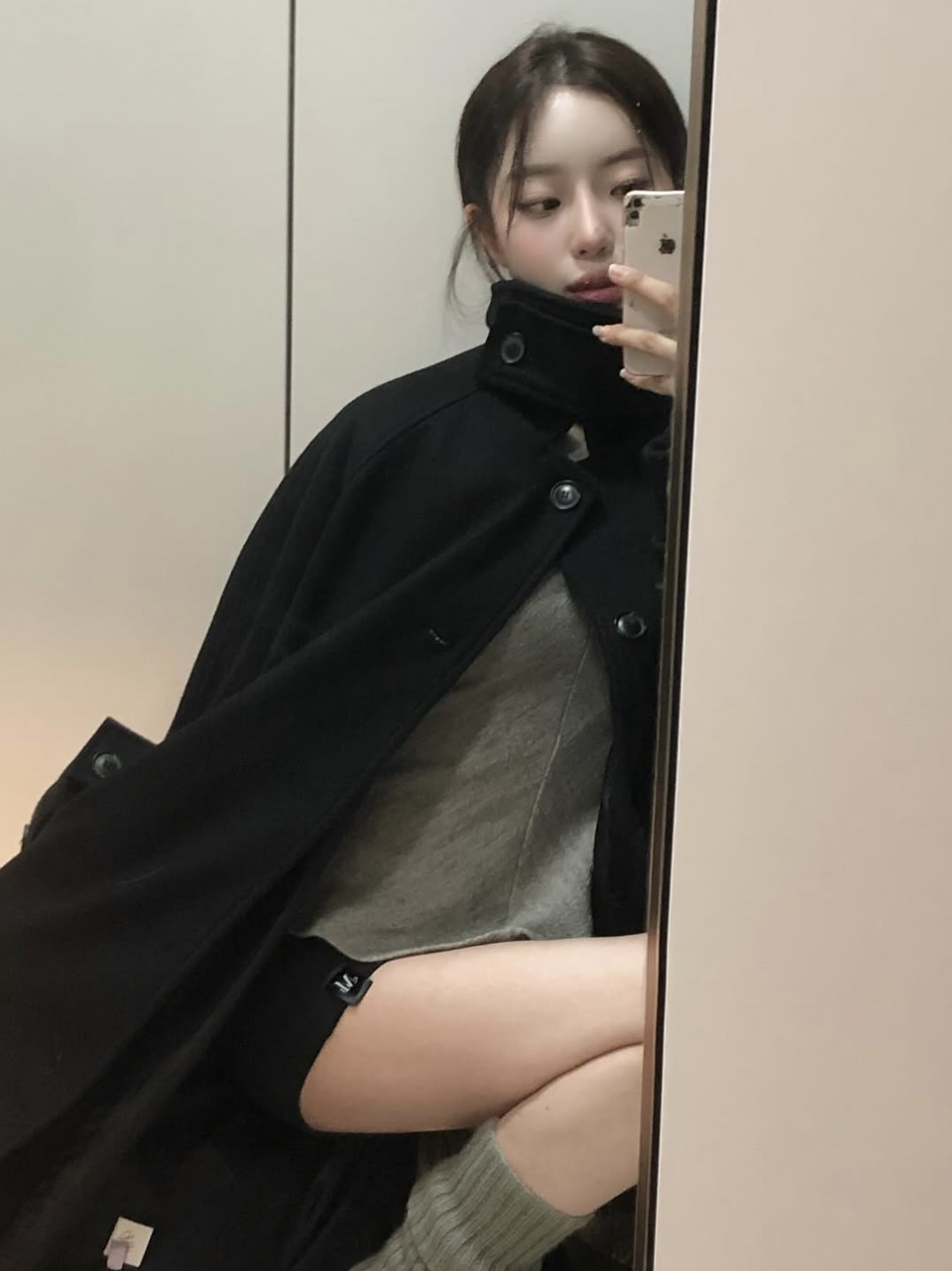 MUCENT Pore Fleece Micro Pants Black 착용 스타일 - 3