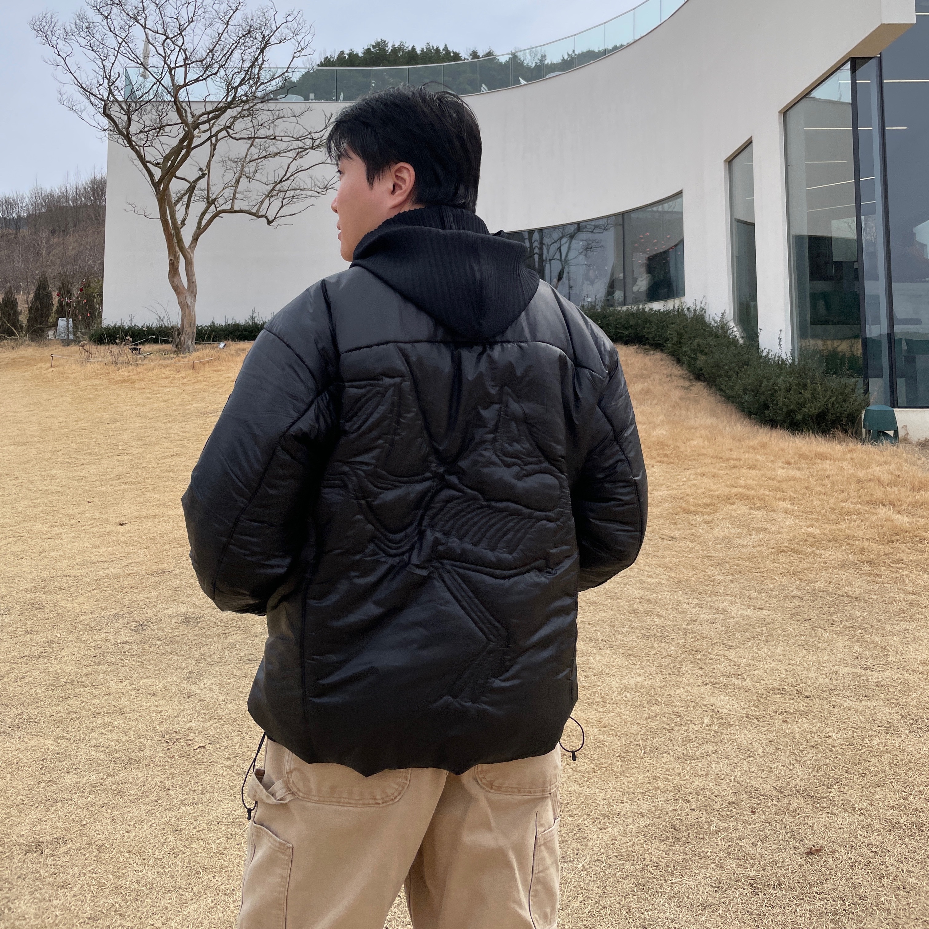 Arc'teryx System A Ogee Insulated Jacket Black 착용 스타일