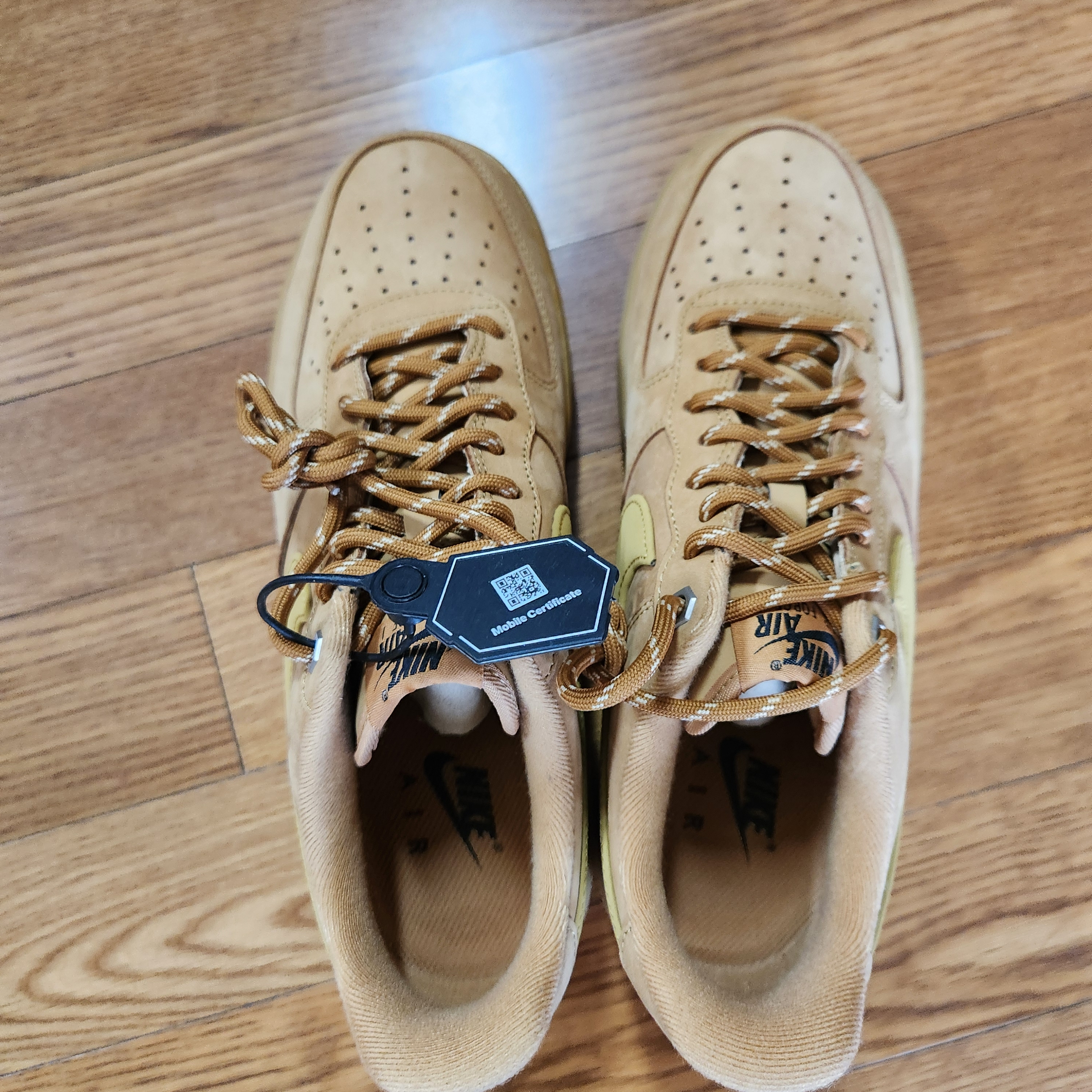 Nike Air Force 1 '07 WB Flax 착용 스타일 - 2