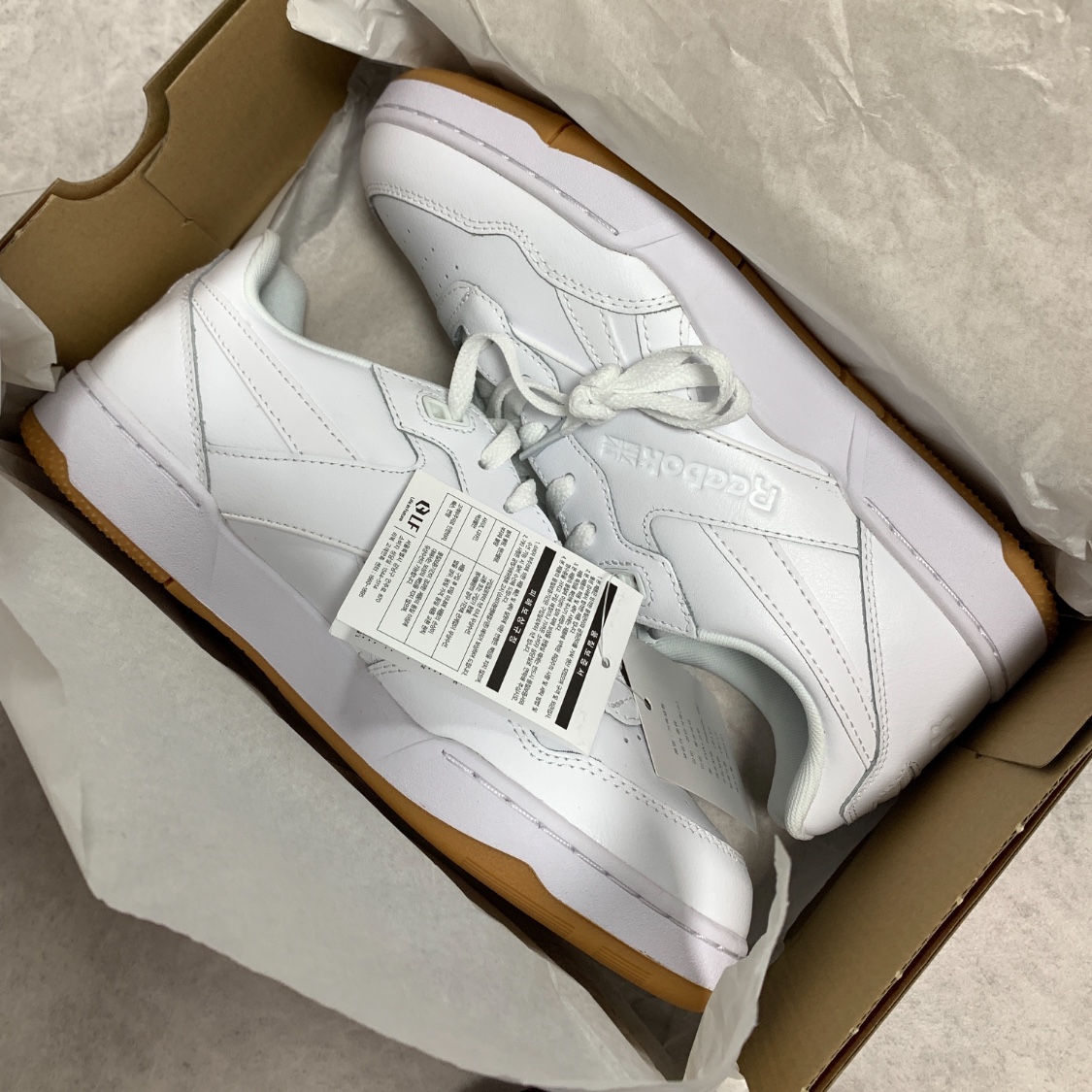Reebok Club C 85 Vintage Retro White 착용 스타일
