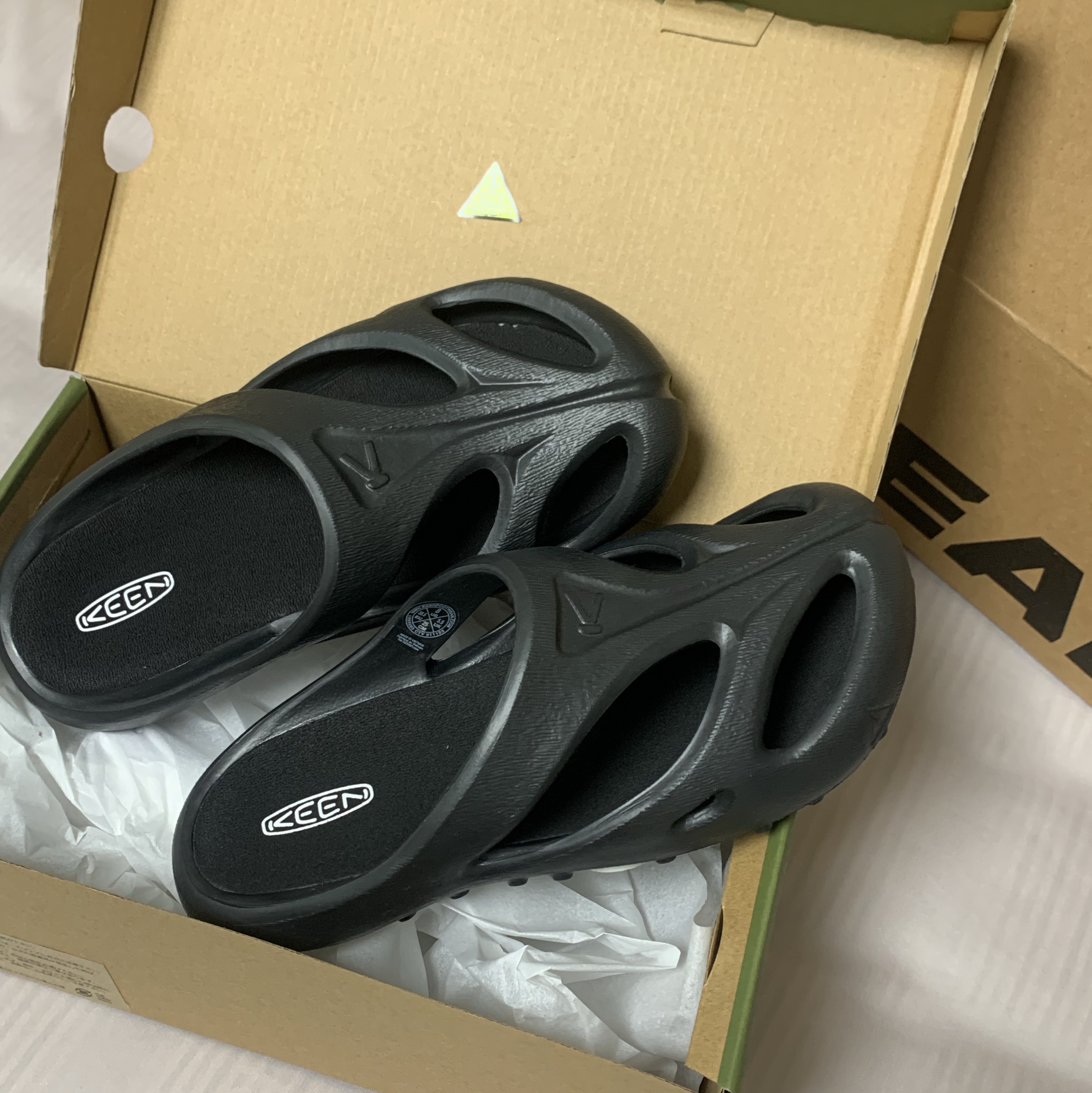 (W) Keen Shanti Black Dawn Blue 착용 스타일