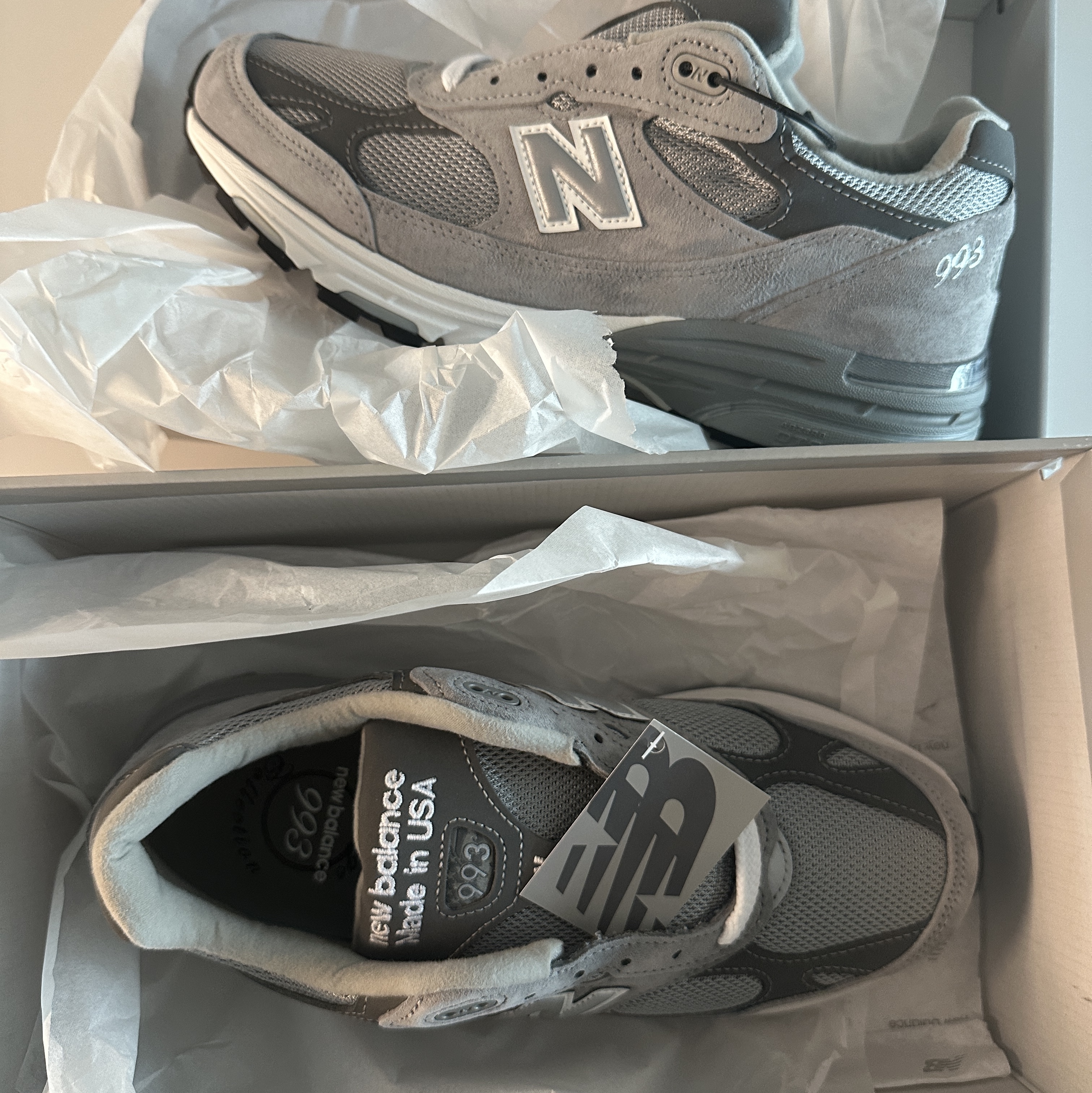 New Balance 993 Made in USA Grey - 2E Wide 착용 스타일