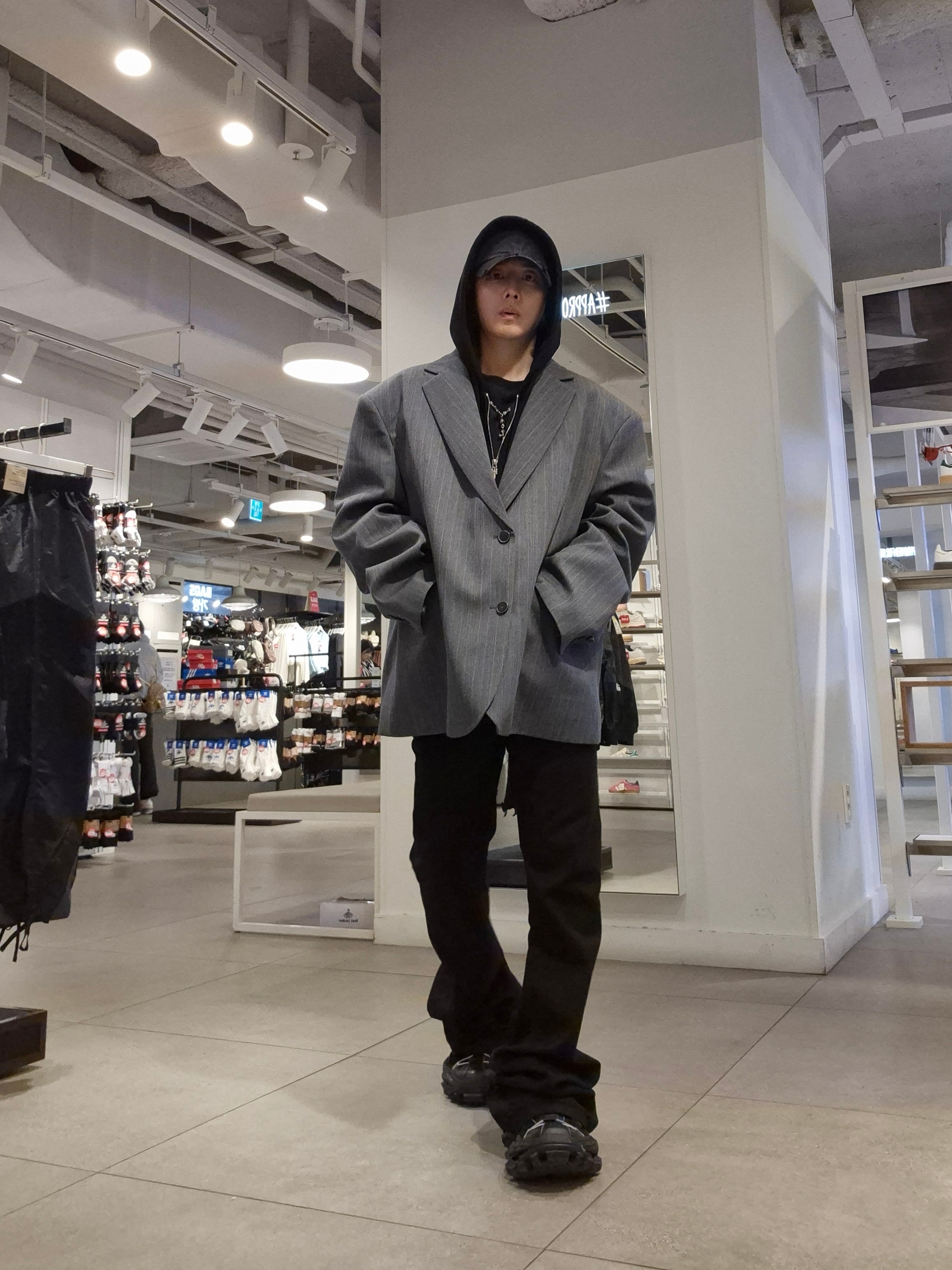 Civision by CSC Distressed Plain Cap, Balenciaga Hike Sneaker Black 착용 스타일 - 3
