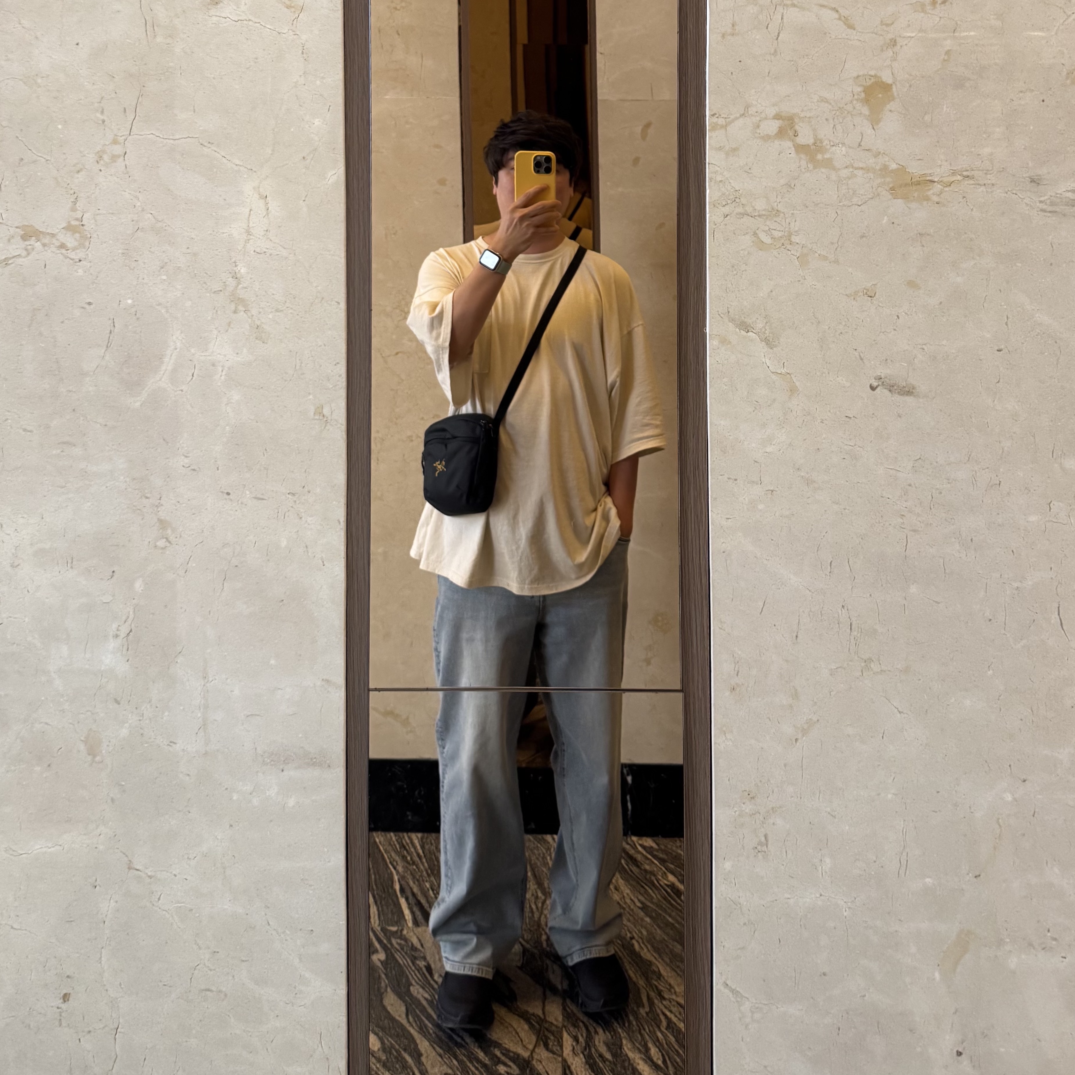 On Running x Post Archive Faction (Paf) Cloudmonster 2 Black Magnet, Kapital Cotton Sheeting Two Tone Big Pocket Bone T-Shirt Tricolor 착용 스타일