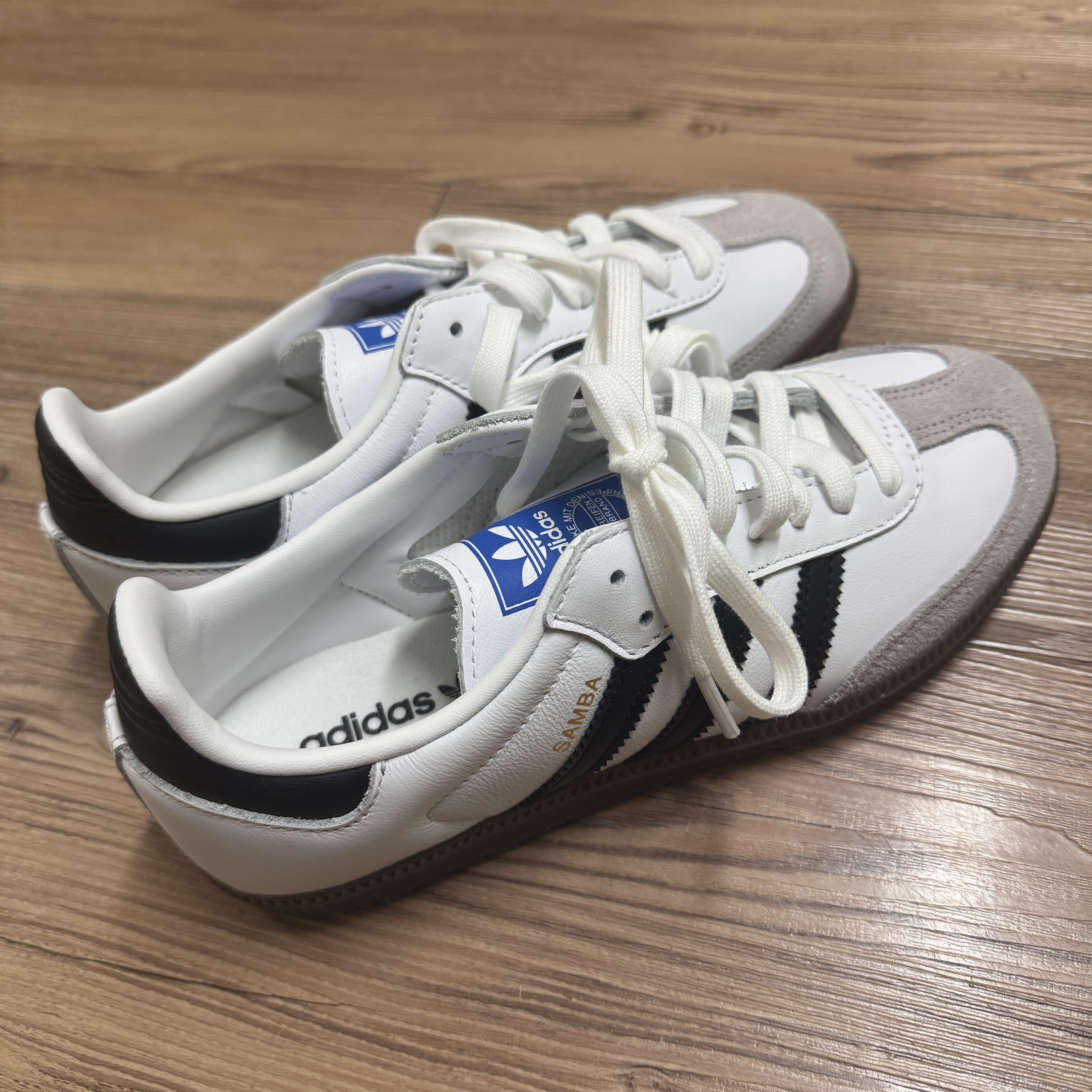 Adidas Samba OG Cloud White 착용 스타일