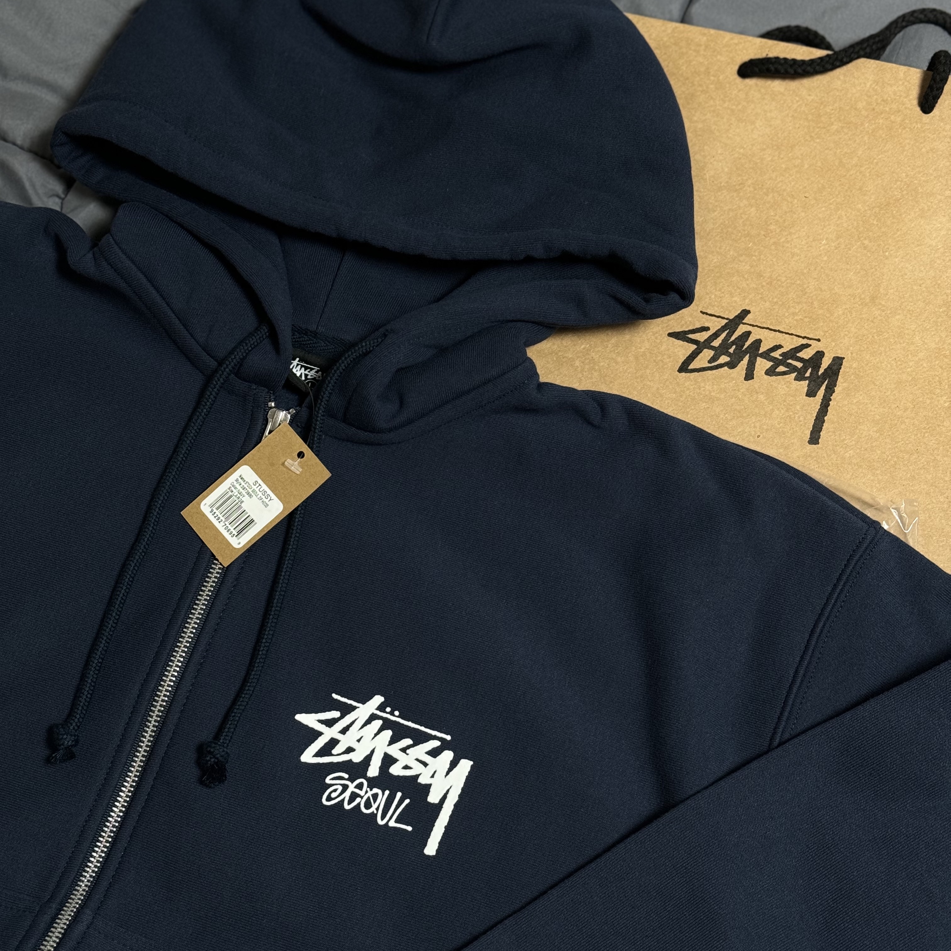 Stussy Stock Seoul Zip Hood Navy 착용 스타일