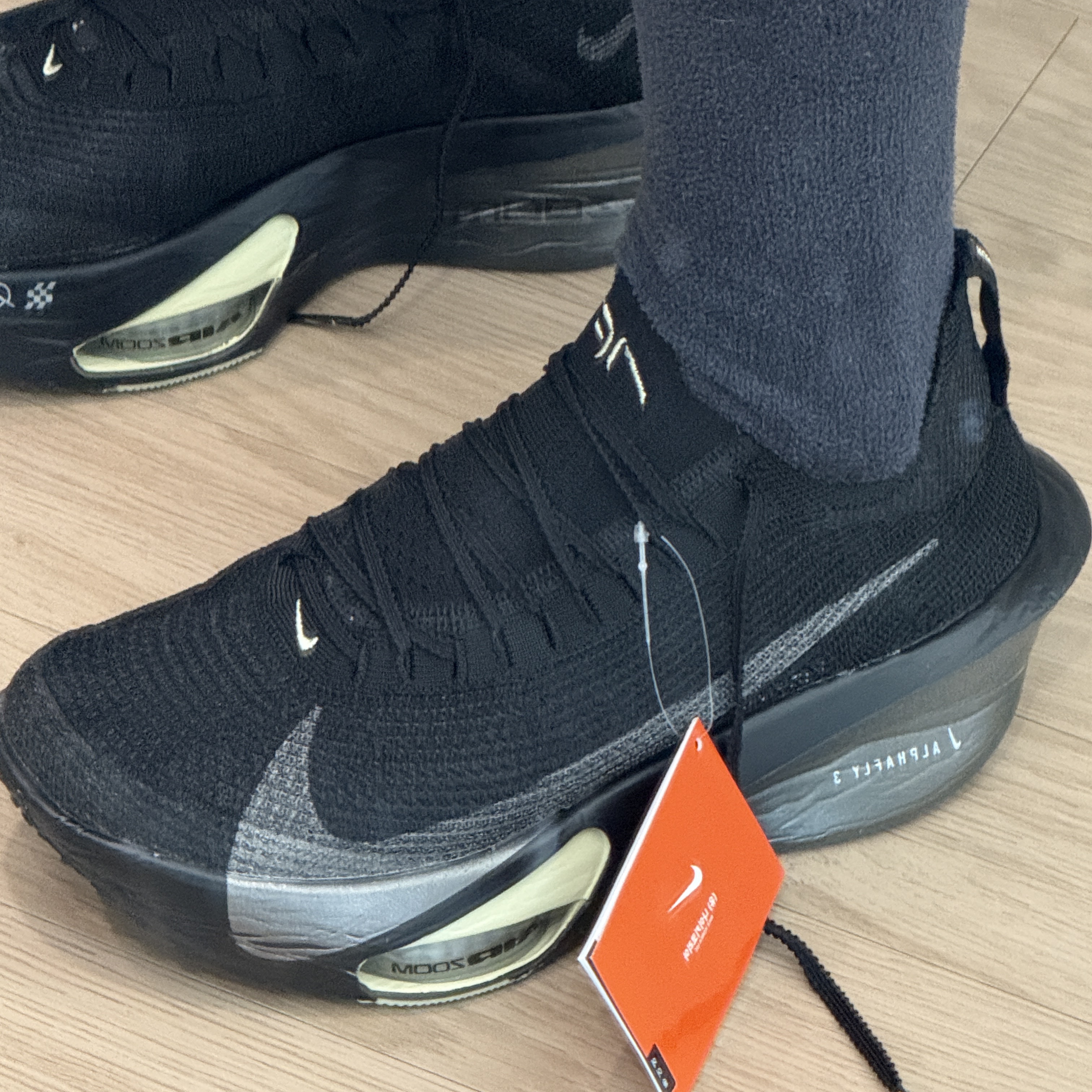 Nike Air Zoom Alphafly Next% 3 Black Olive Aura 착용 스타일 - 1