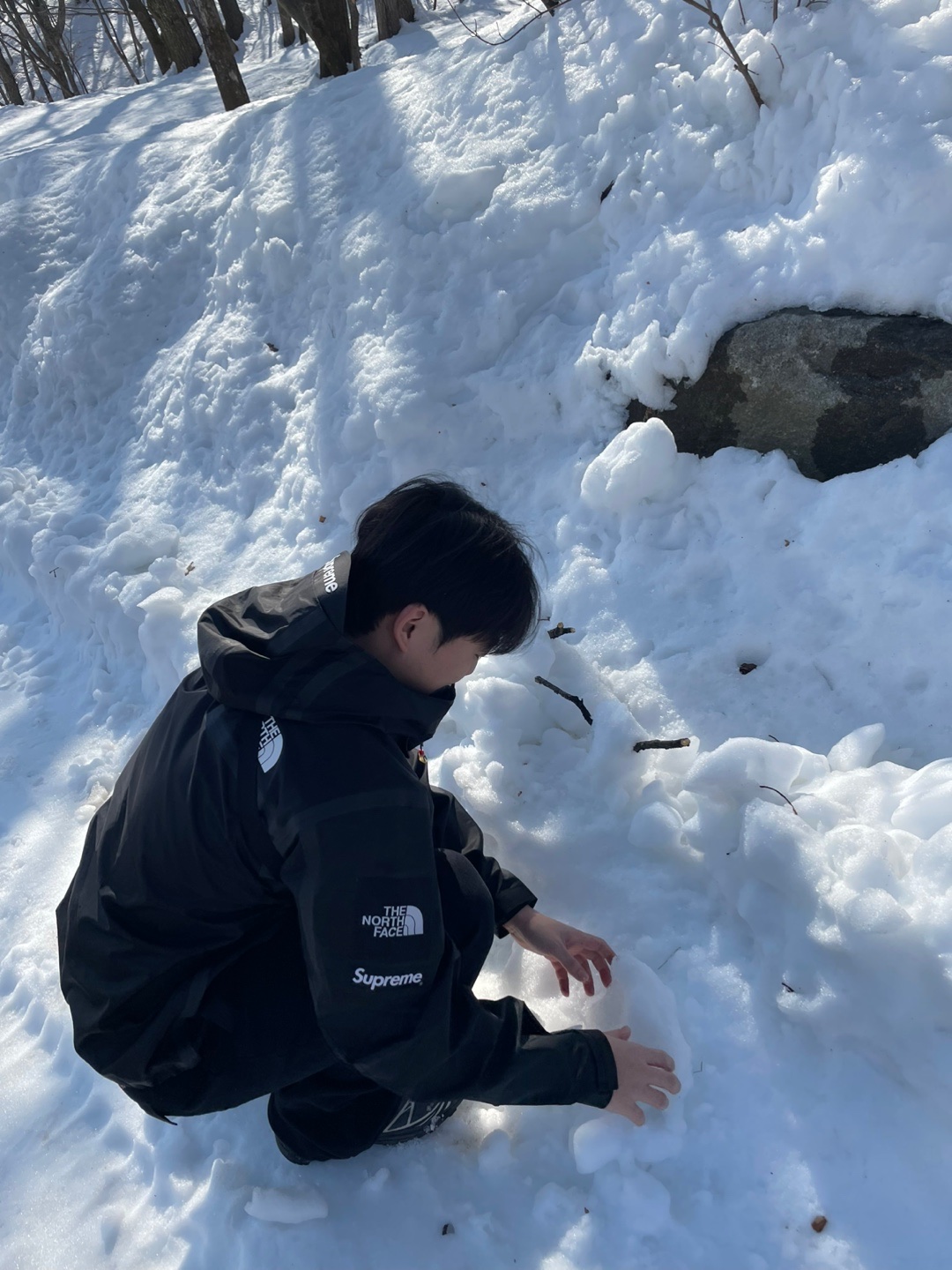 Salomon XT-6 Gore-Tex Black Ebony, Supreme x The North Face Summit Series Outer Tape Seam Jacket Black - 21SS 착용 스타일