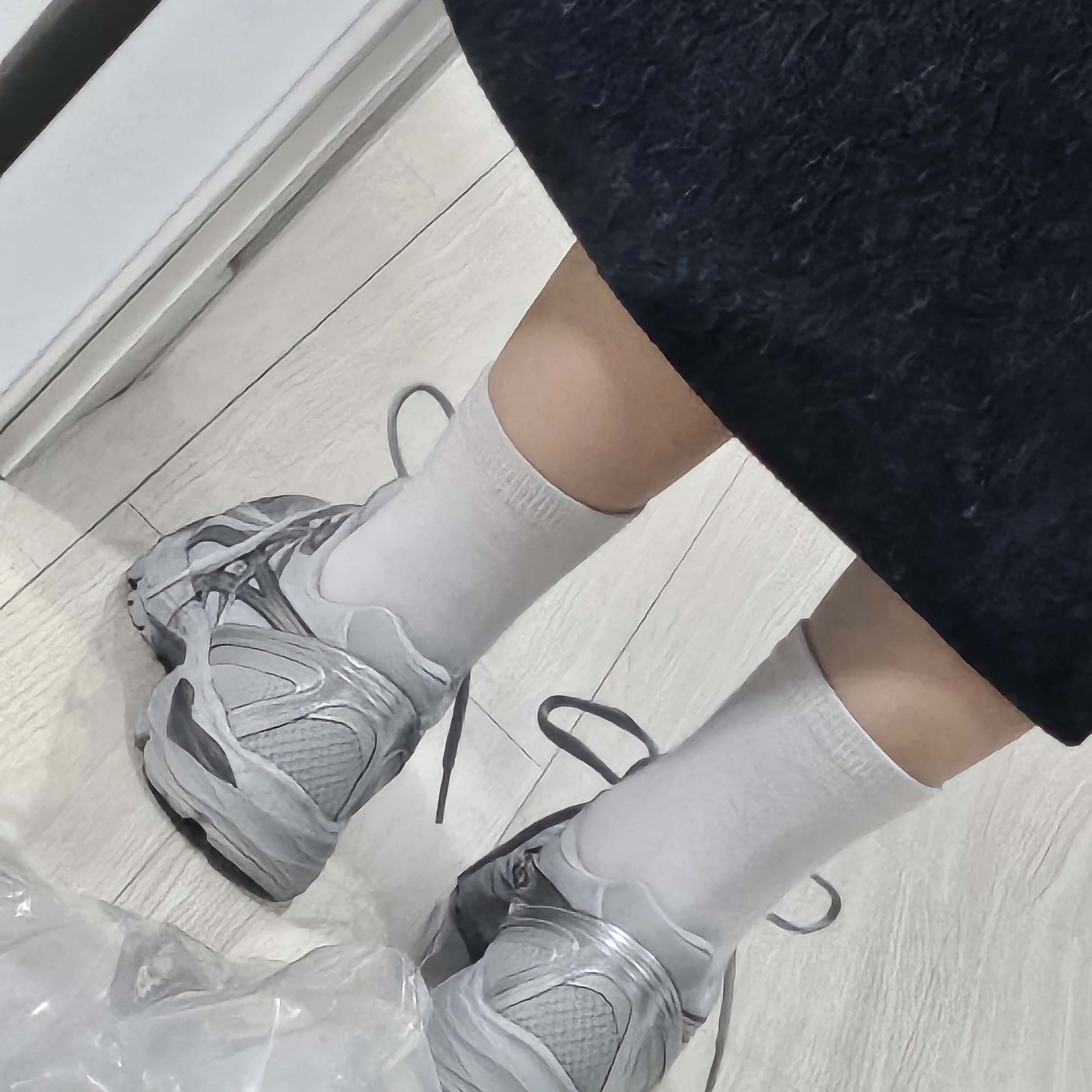(W) Asics Gel-Flux 4 CN Gray Silver 착용 스타일 - 4