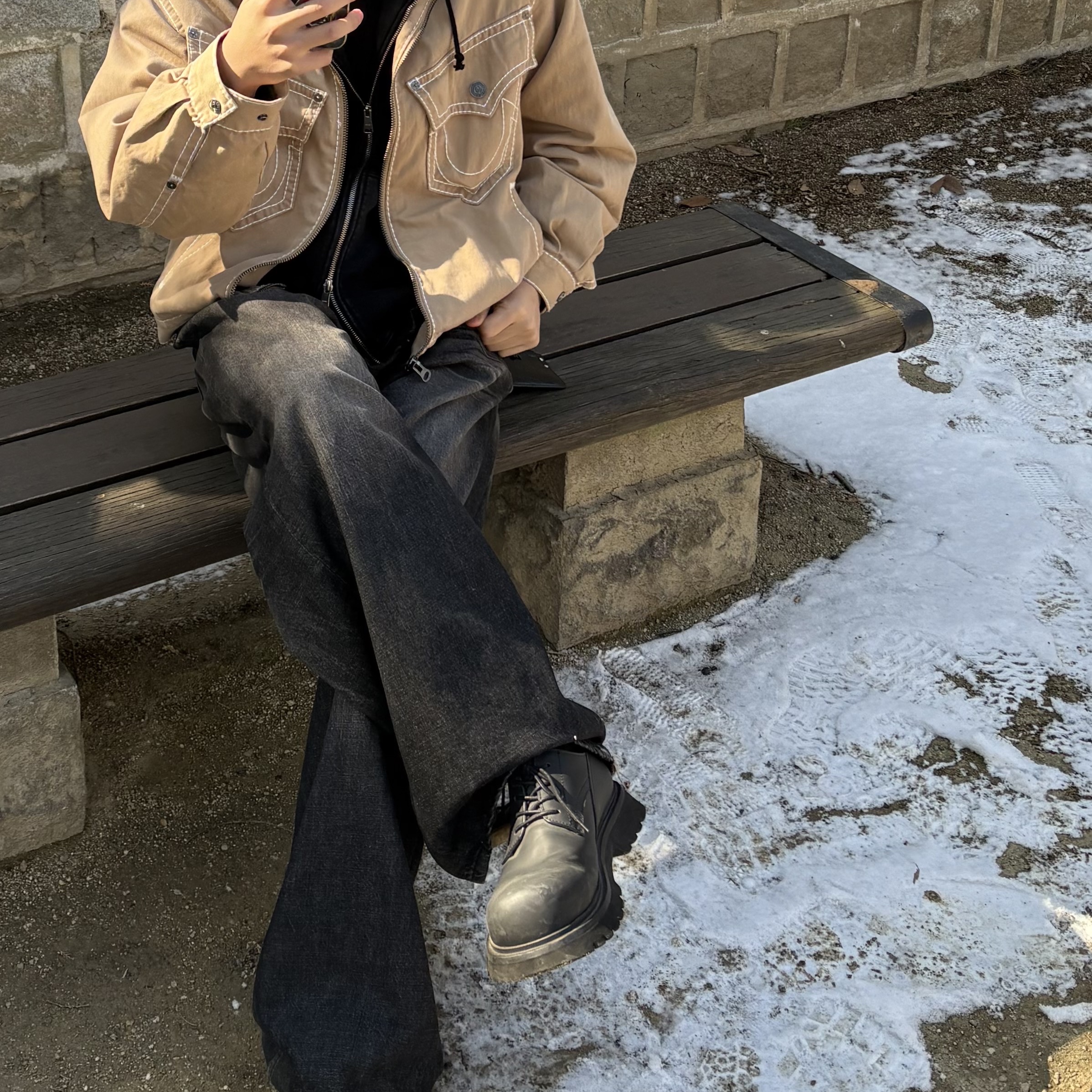 True Religion Noble Jacket Dark Beige 착용 스타일 - 1