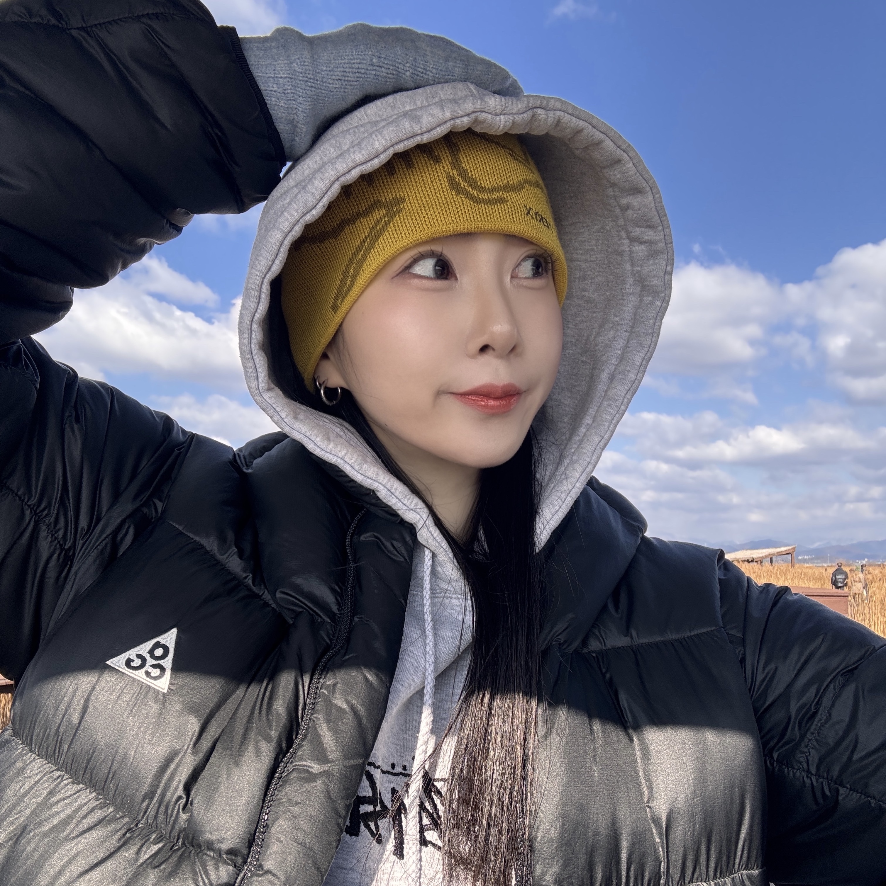 아크테릭스 버드 헤드 토크 오라클, 나이키 ACG 써마핏 ADV 루나 레이크 퍼퍼 자켓 블랙 - 아시아 착용 스타일