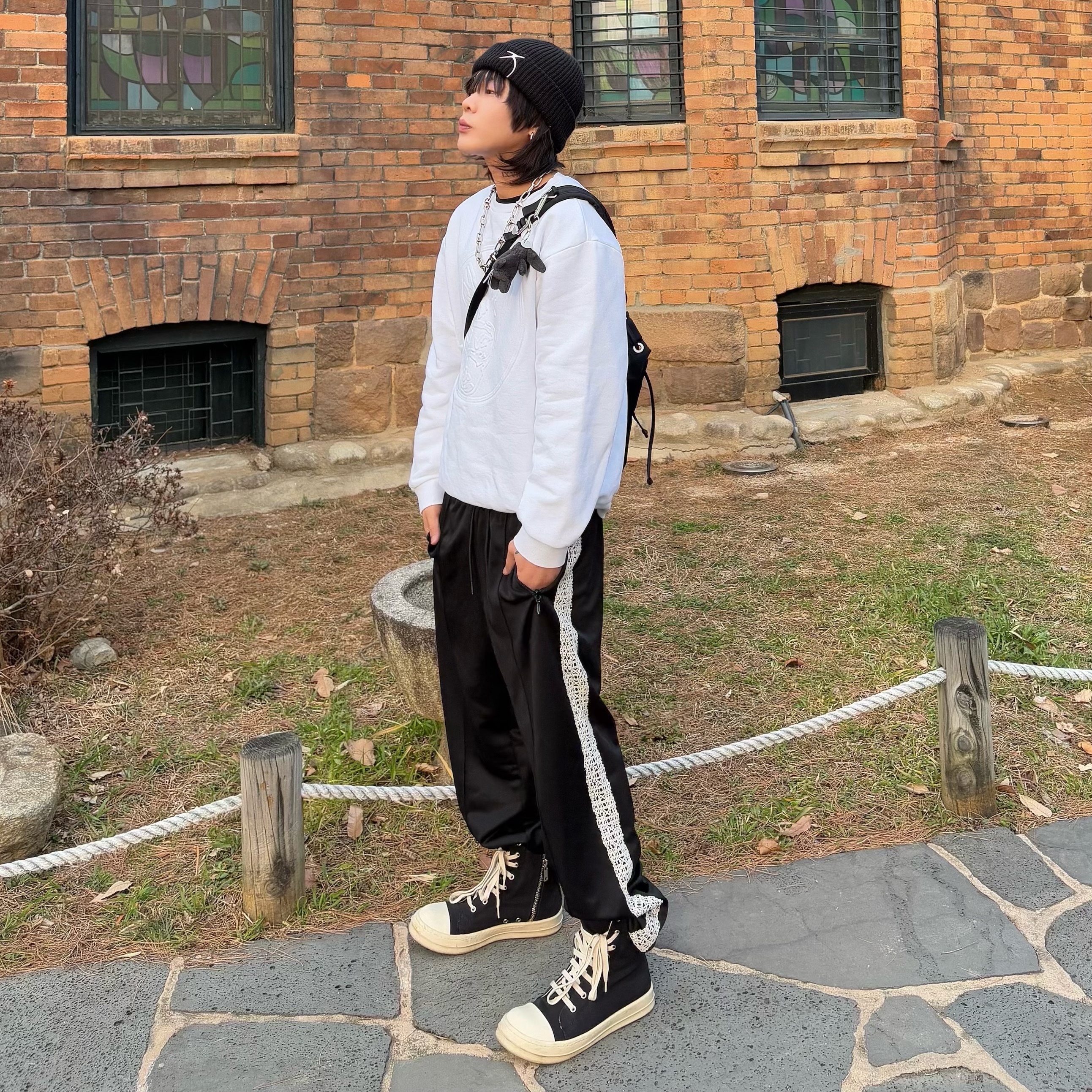 Rick Owens Drkshdw Calf Leather Penta Sneakers Black Milk White, Jellycat Bashful Bunny Bag Charm Ink 착용 스타일 - 2