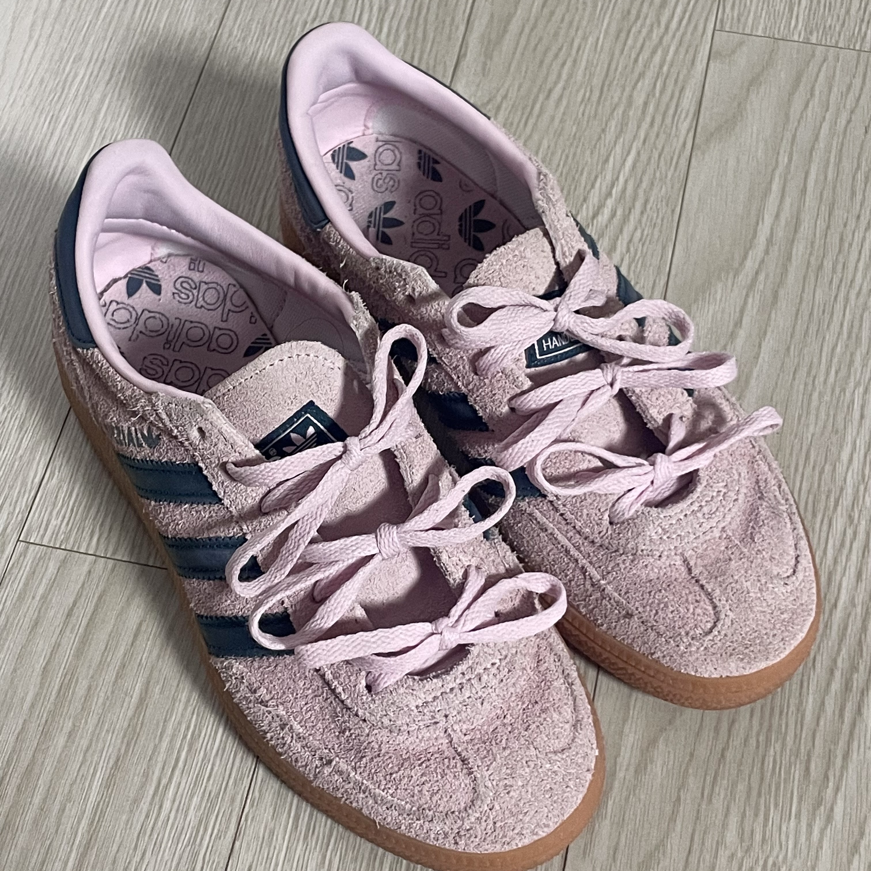 (W) Adidas Spezial Handball Clear Pink 착용 스타일