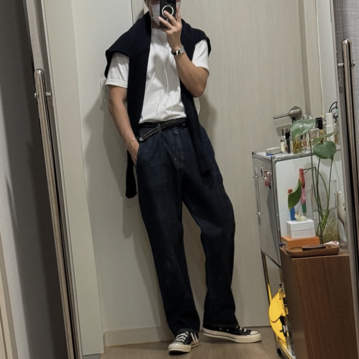 Converse Chuck 70 Hi Black 착용 스타일 - 1
