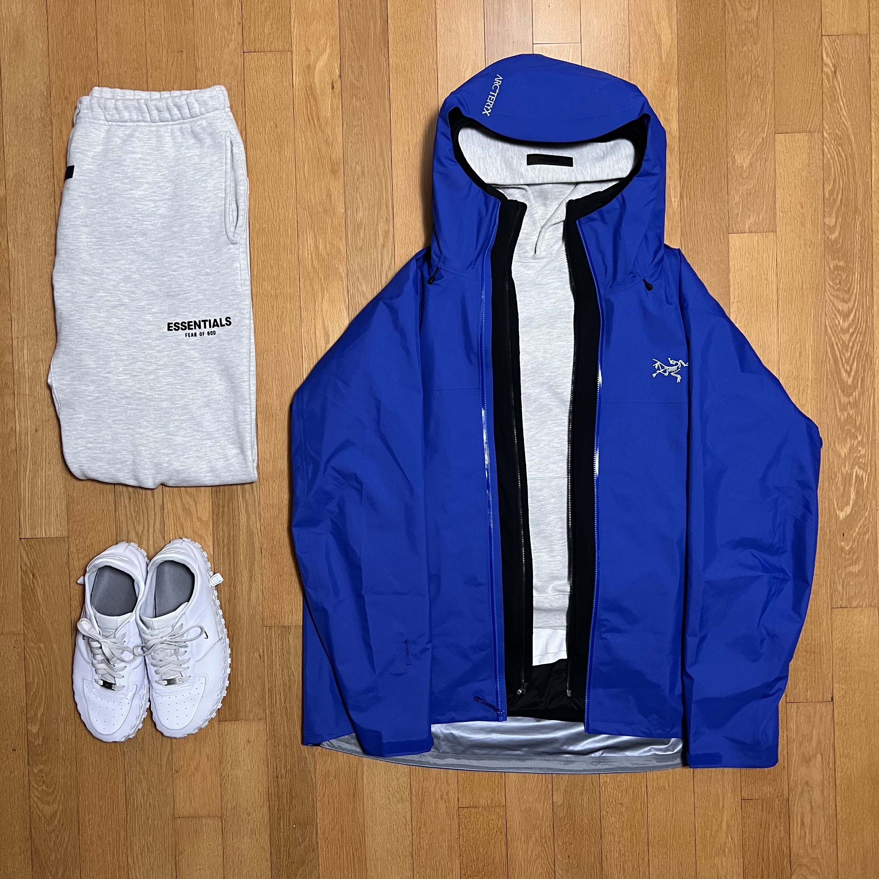 Arc'teryx Beta SL Jacket Vitality, Arc'teryx Atom Hoody Black 착용 스타일