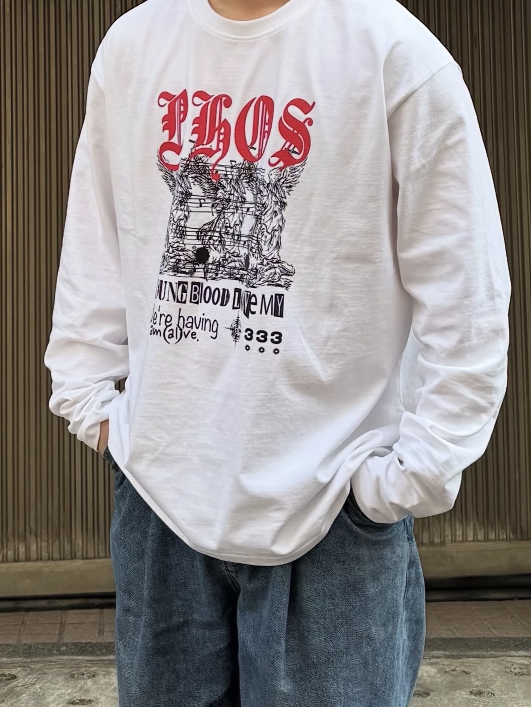 PHOS333 Hazzard 002 Michael Long Sleeve White, PHOS333 Hazzard 002 Michael Long Sleeve Black 착용 스타일 - 4