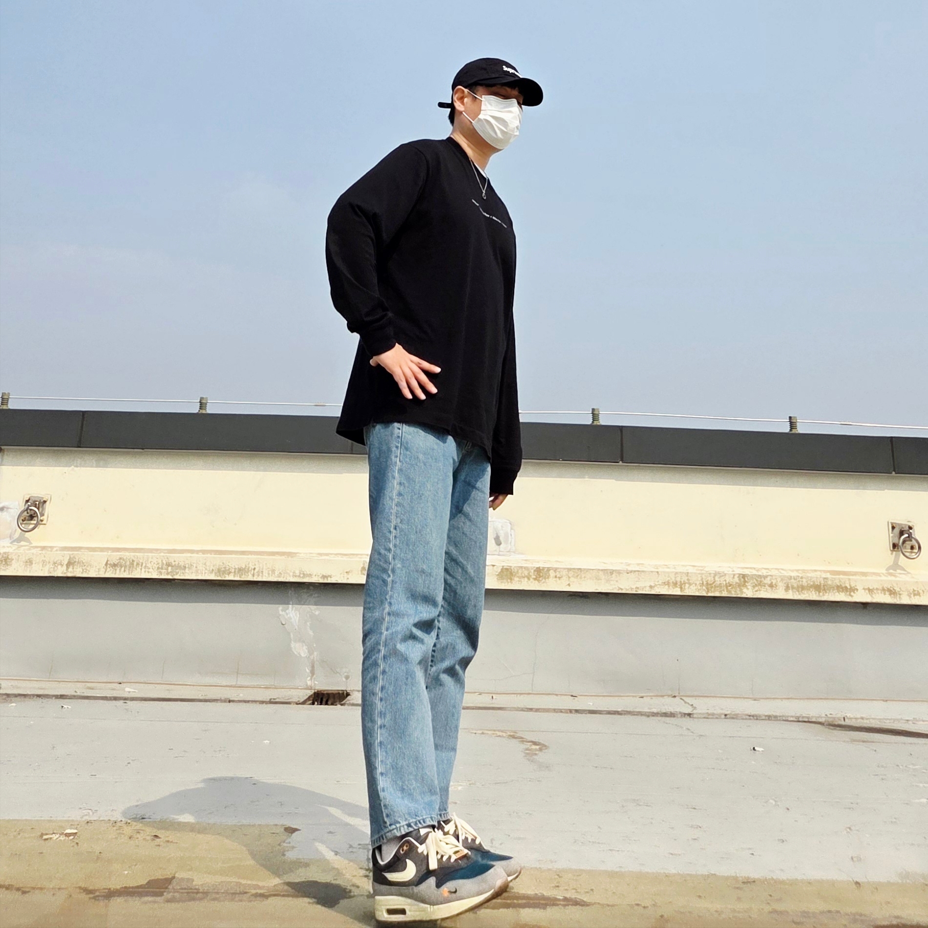 Off-White Marker Arrow Skate L/S T-Shirt Black, Gucci Interlocking G Pendant Necklace Silver 착용 스타일 - 4