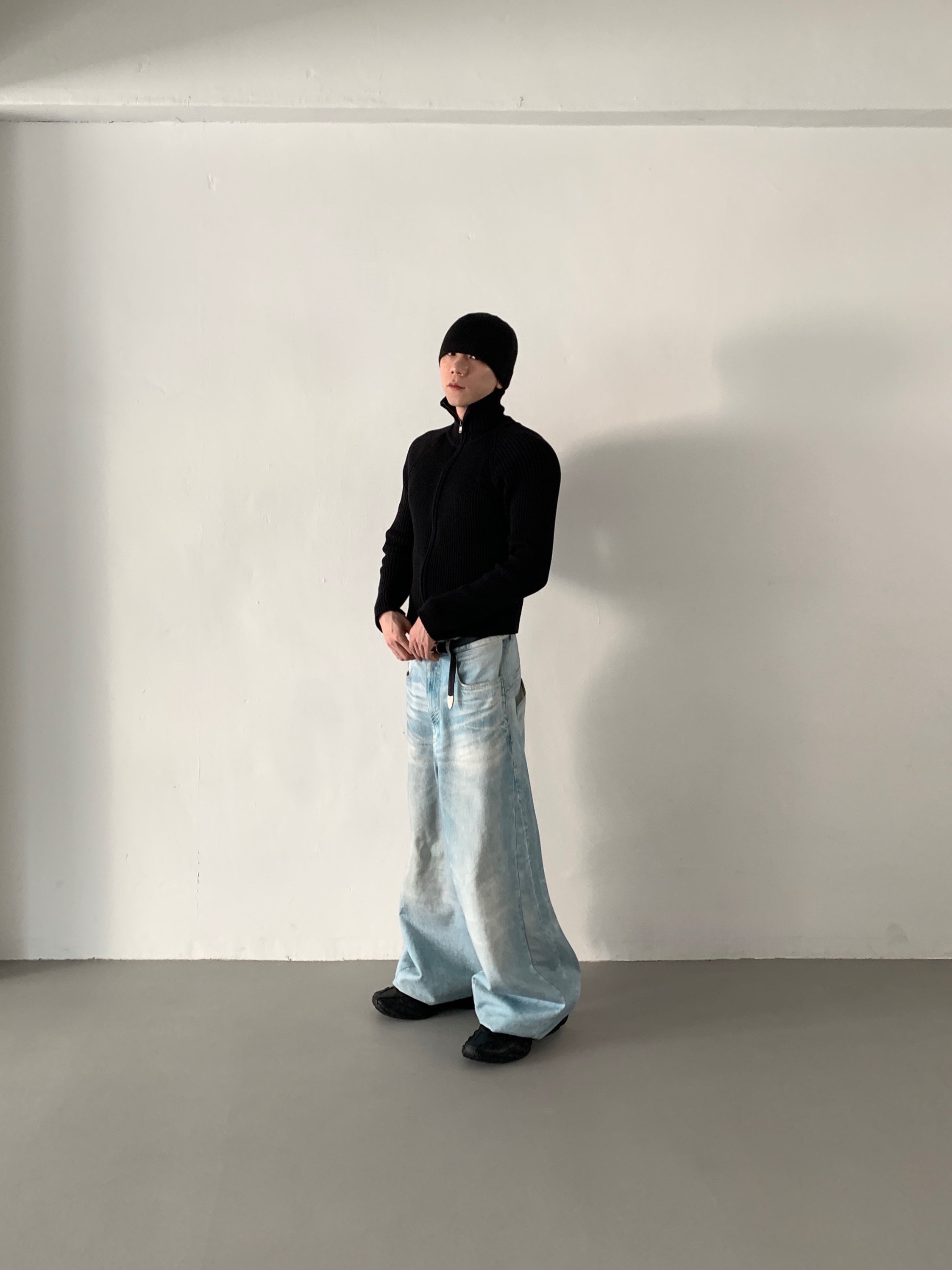 스투시 베이직 스컬캡 비니 블랙, 아워레가시 벨트 2cm 레더 블랙 착용 스타일 - 10