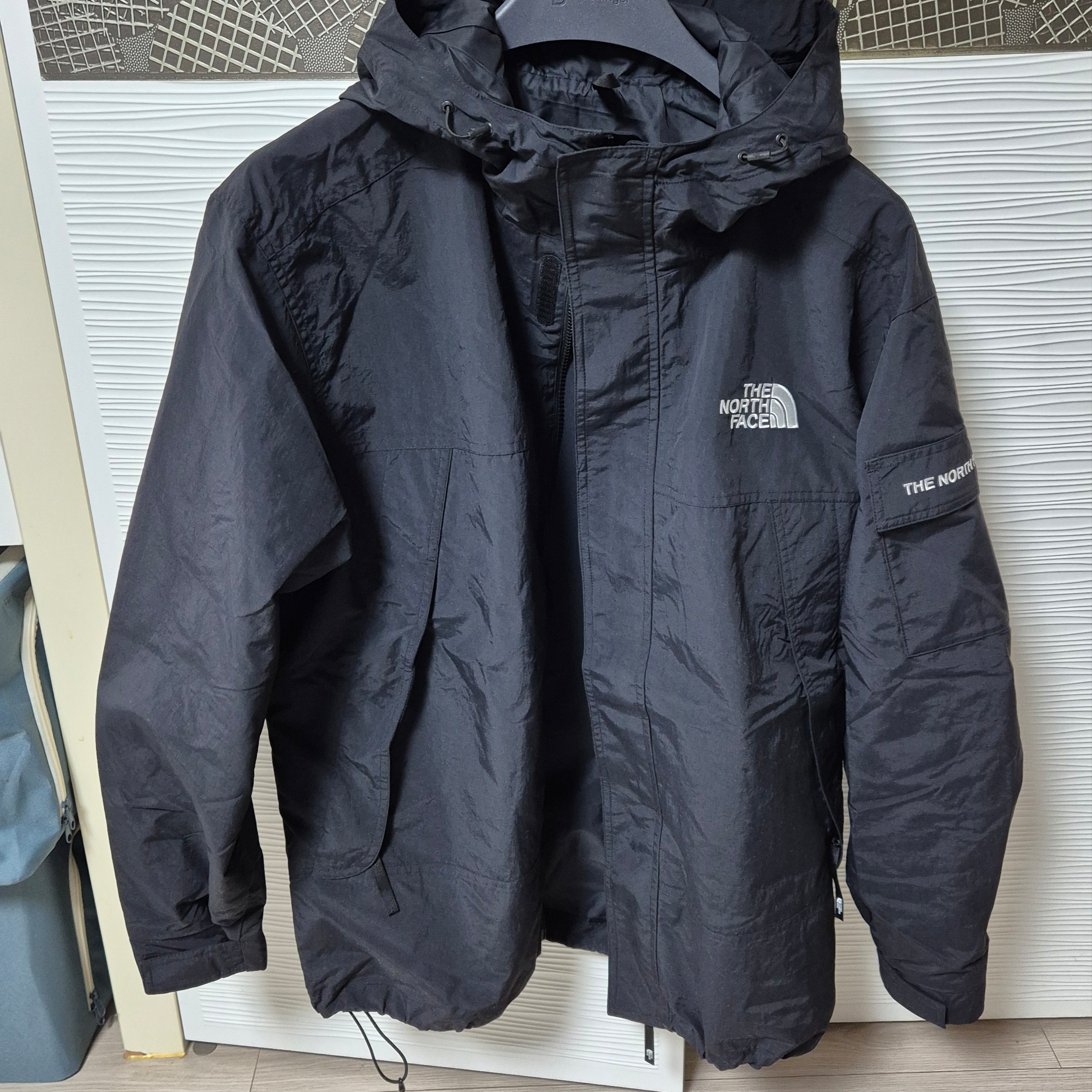 The North Face Free Jacket Black - 25SS 착용 스타일