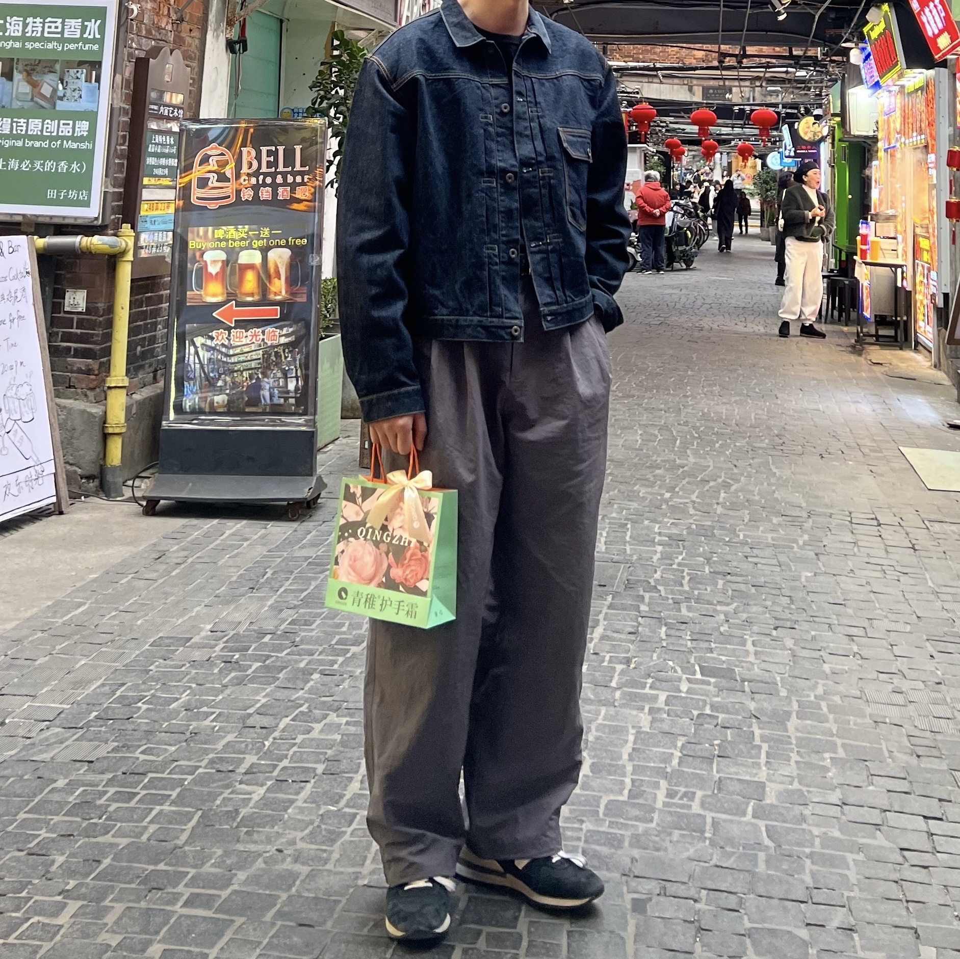Kapital 14 oz. Denim 1ST One Wash Jacket Indigo, New Balance 990v1 Made in USA Black 착용 스타일 - 3