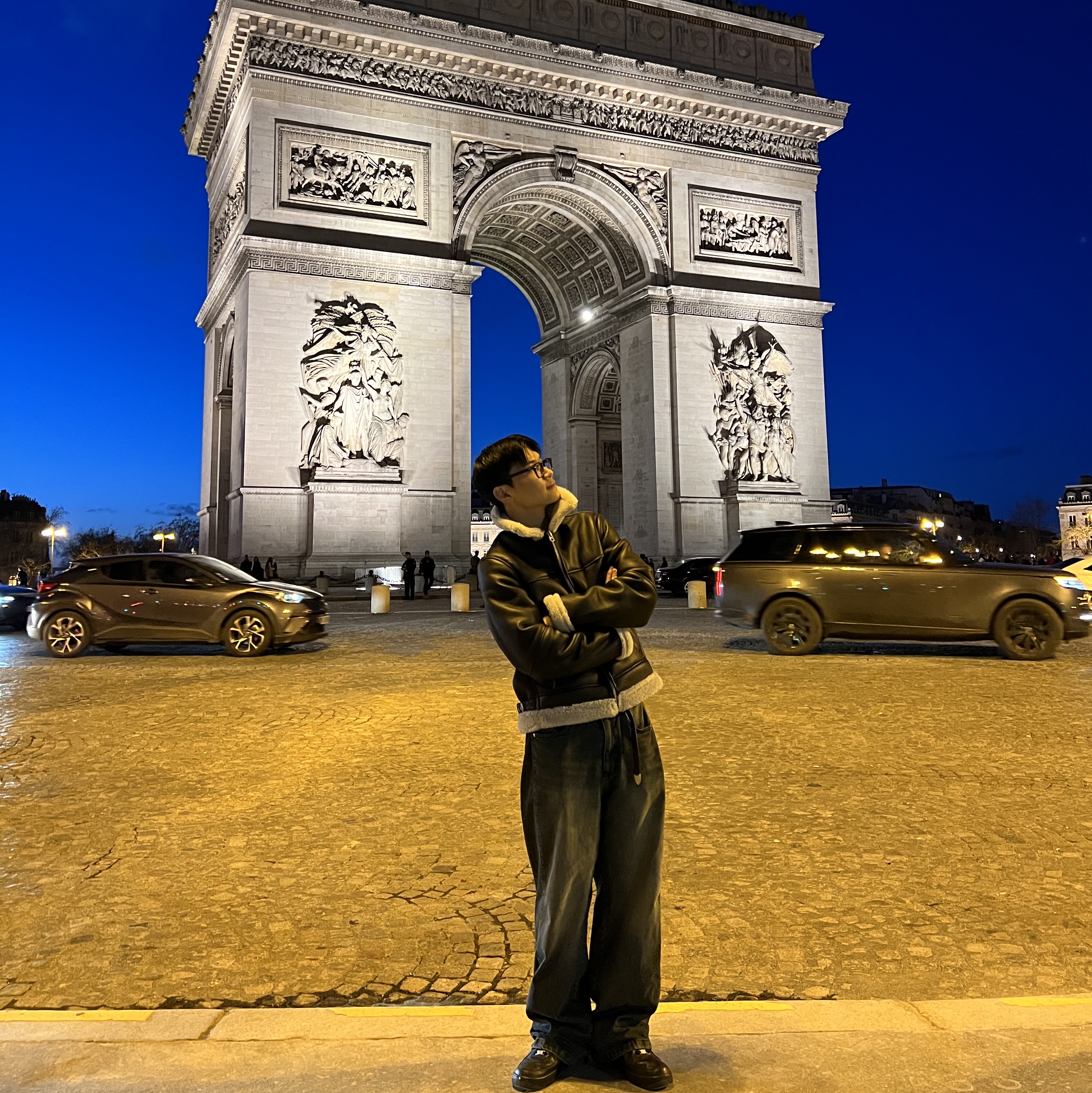 (W) Nike Air Force 1 '07 Low Triple Black 착용 스타일 - 4