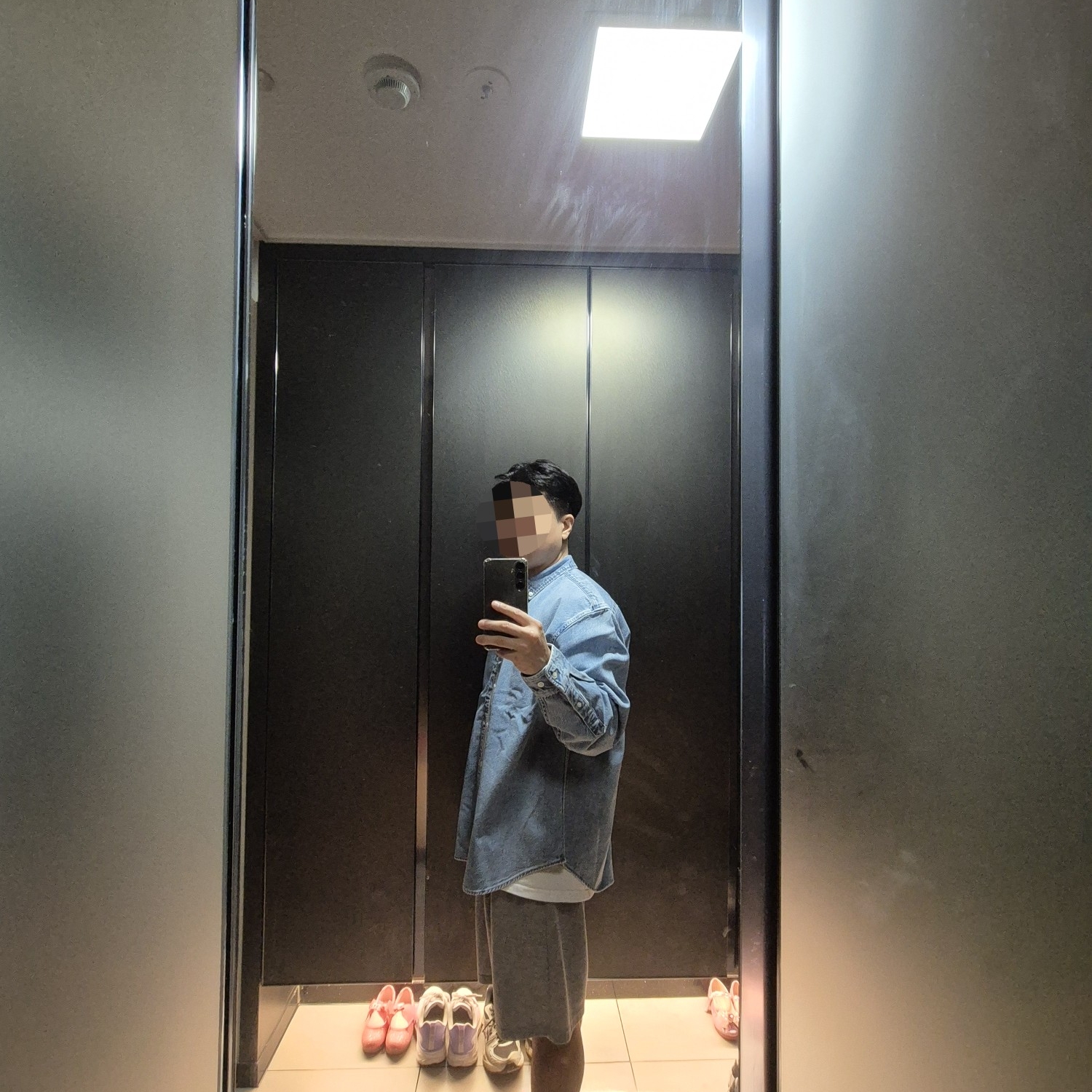Supreme Small Box Denim Shirt Washed Indigo - 25SS 착용 스타일 - 3