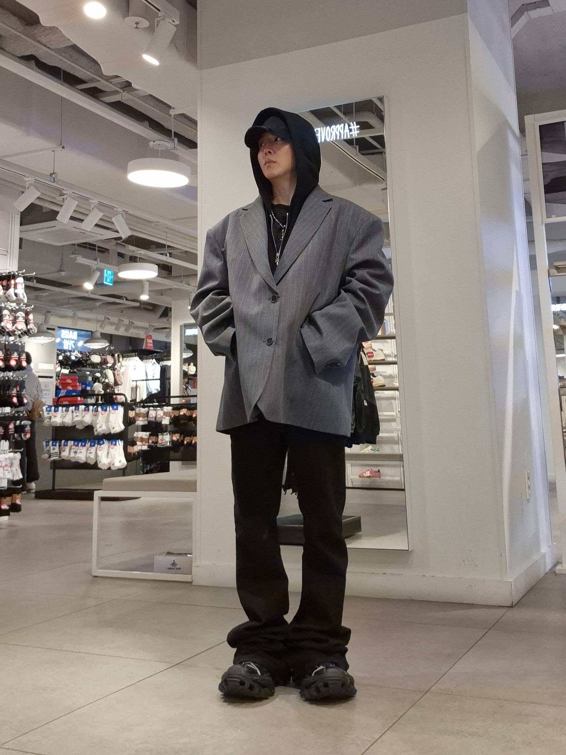 Civision by CSC Distressed Plain Cap, Balenciaga Hike Sneaker Black 착용 스타일 - 2