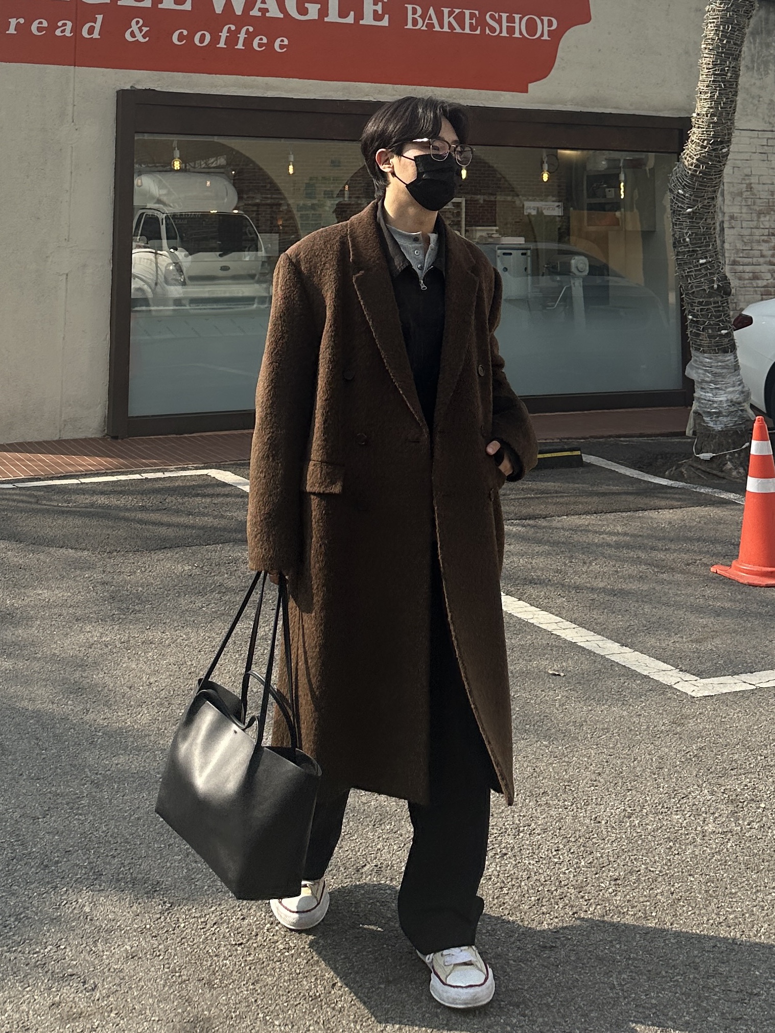 Maison Mihara Yasuhiro Peterson OG Sole Canvas Low-top Sneakers Natural, Permanent Archive Vintage Washing Jacket Black 착용 스타일