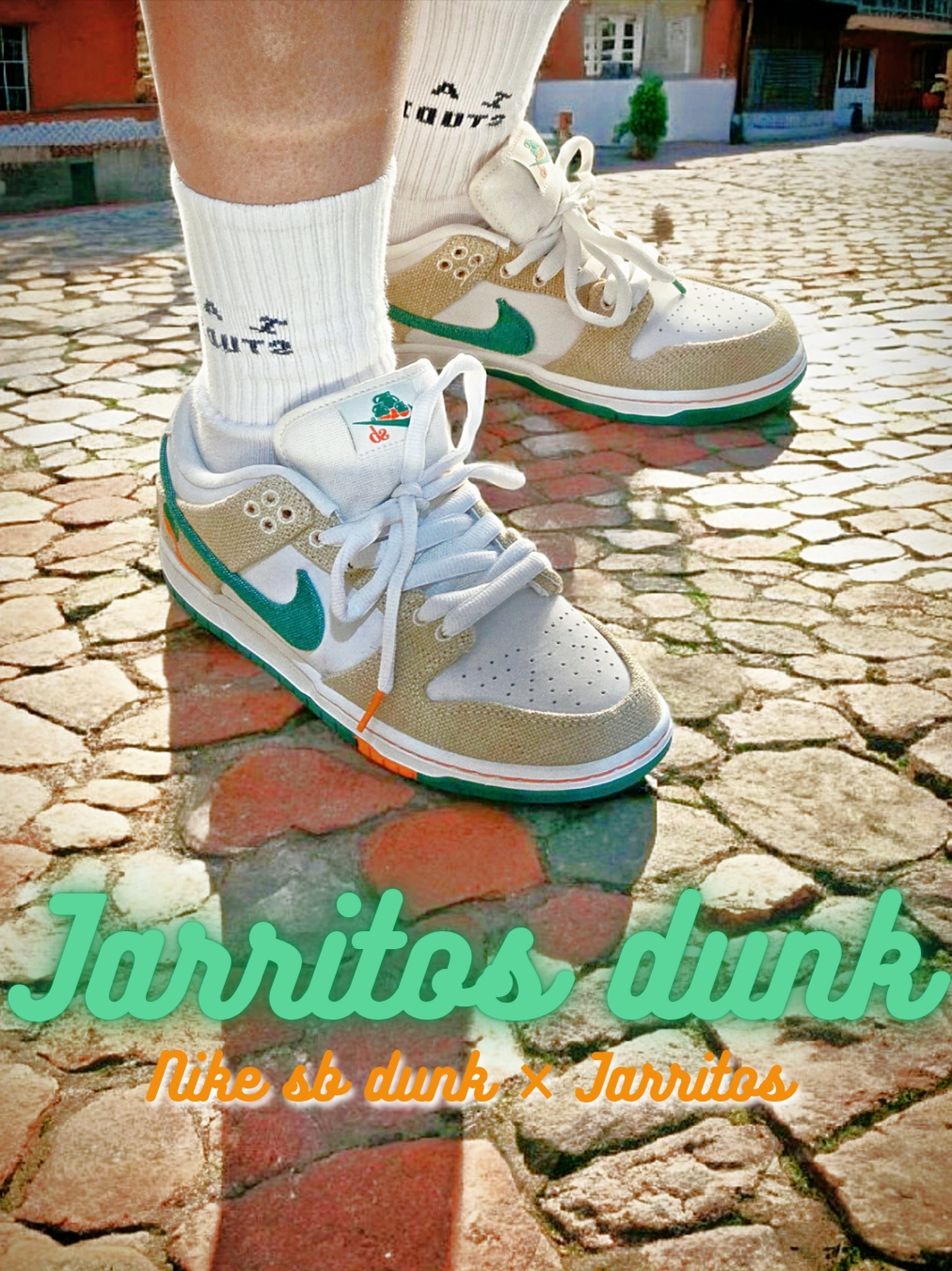 Nike x Jarritos SB Dunk Low Phantom and Malachite, IAB Studio Socks White (5 Pack) 착용 스타일