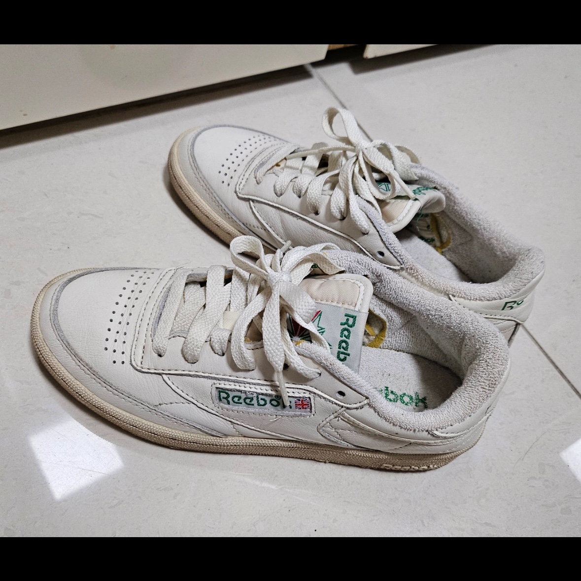 Reebok Club C 85 Vintage Chalk Green 착용 스타일