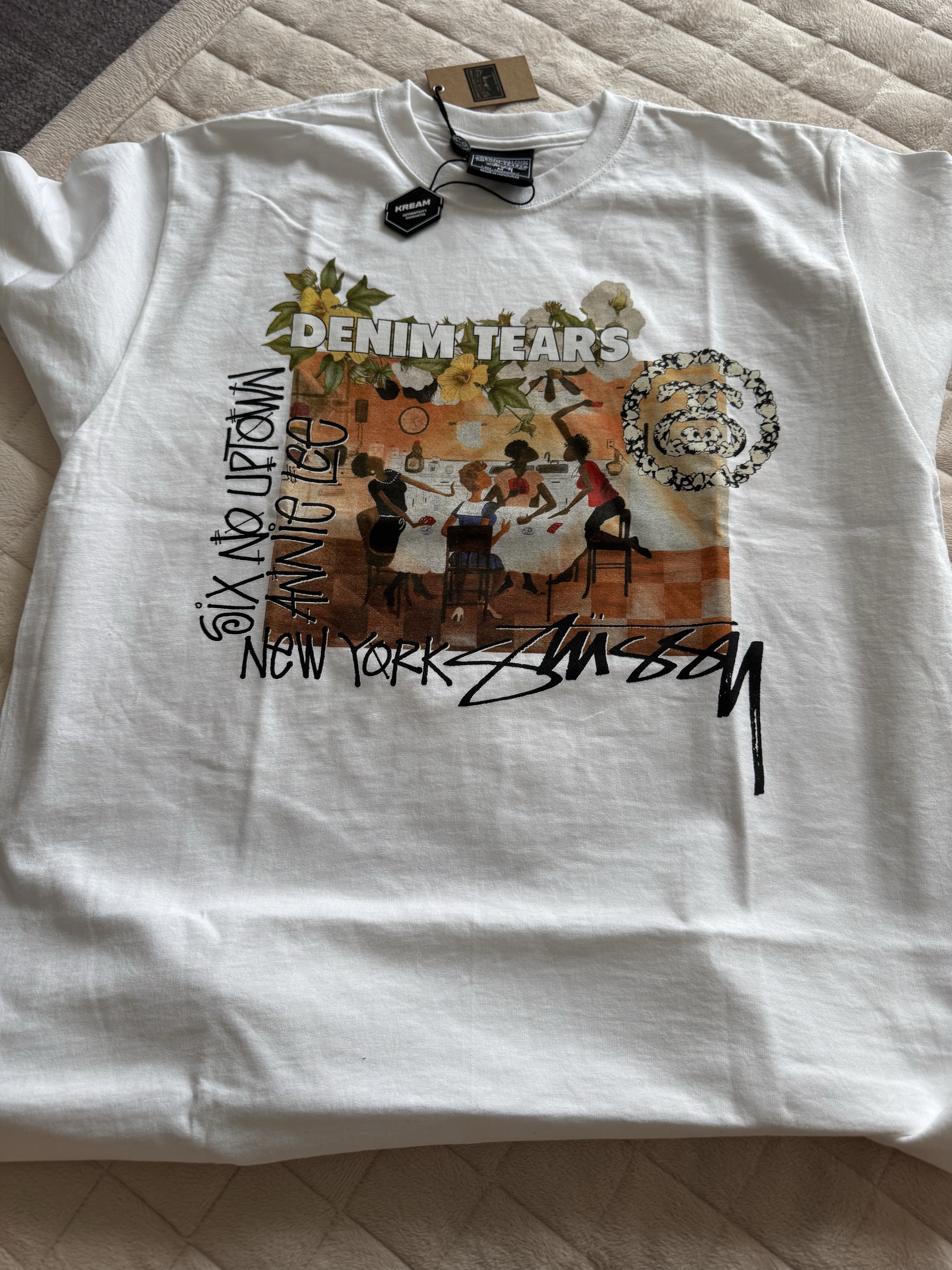 Stussy x Denim Tears Annie Lee T-Shirt White 착용 스타일