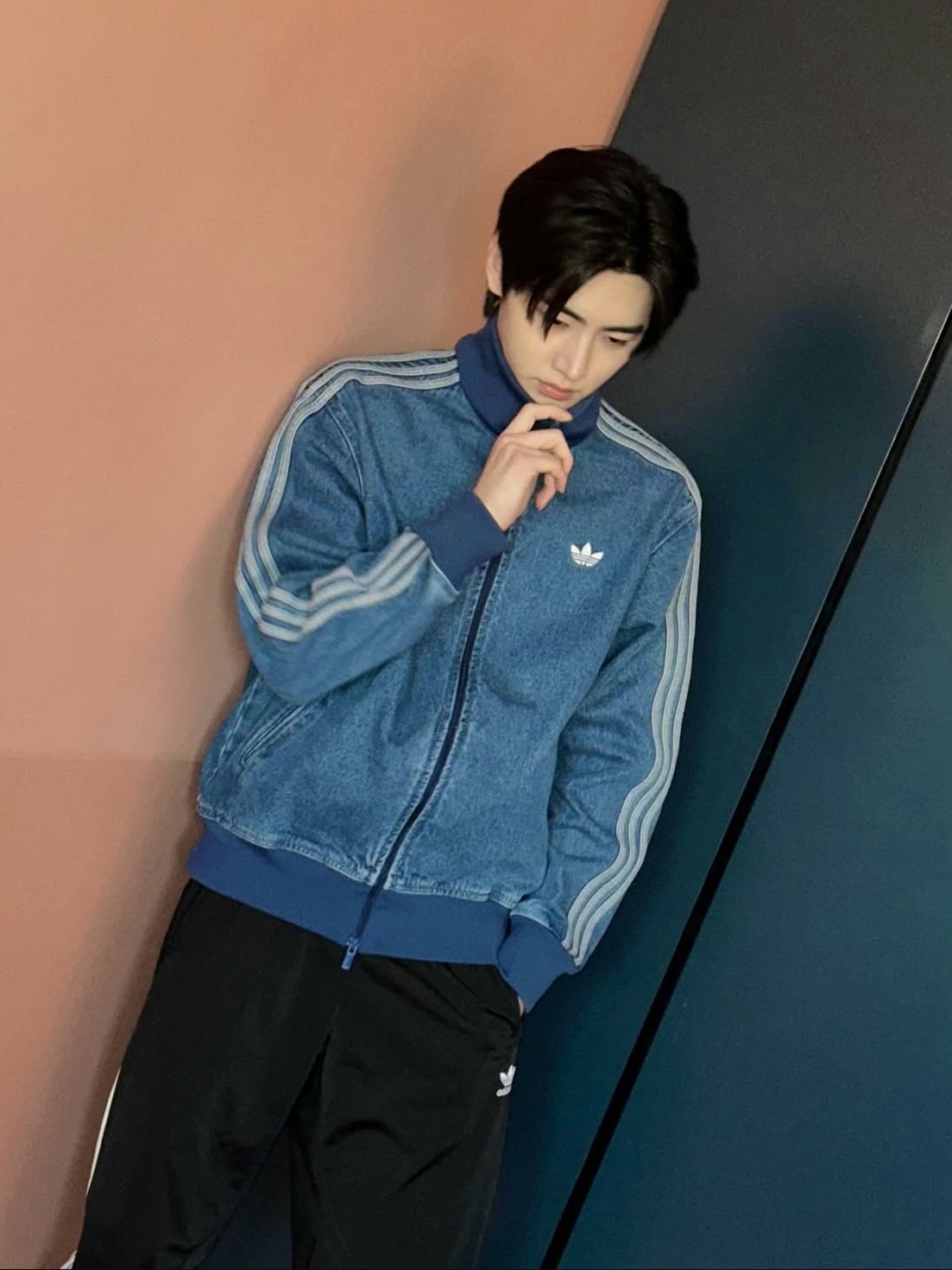 (W) Adidas Originals Firebird Loose Track Pants Black - KR Sizing, Adidas Adicolor Denim Firebird Track Top Medium Blue Denim - KR Sizing 착용 스타일