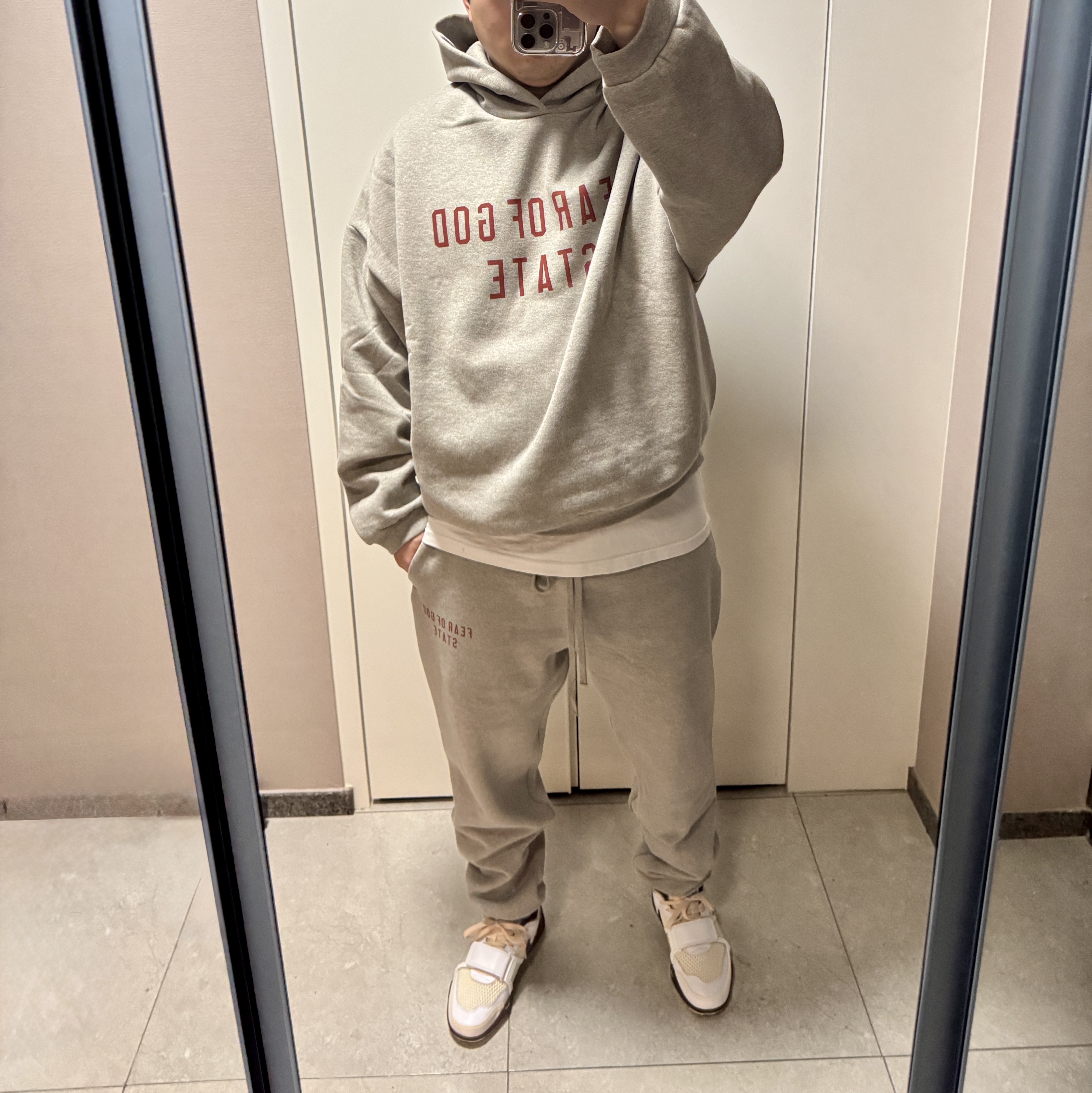 Essentials Fleece State Hoodie Dark Heather - 24FW, Essentials Fleece Essential State Sweatpant Dark Heather - 24FW 착용 스타일 - 3