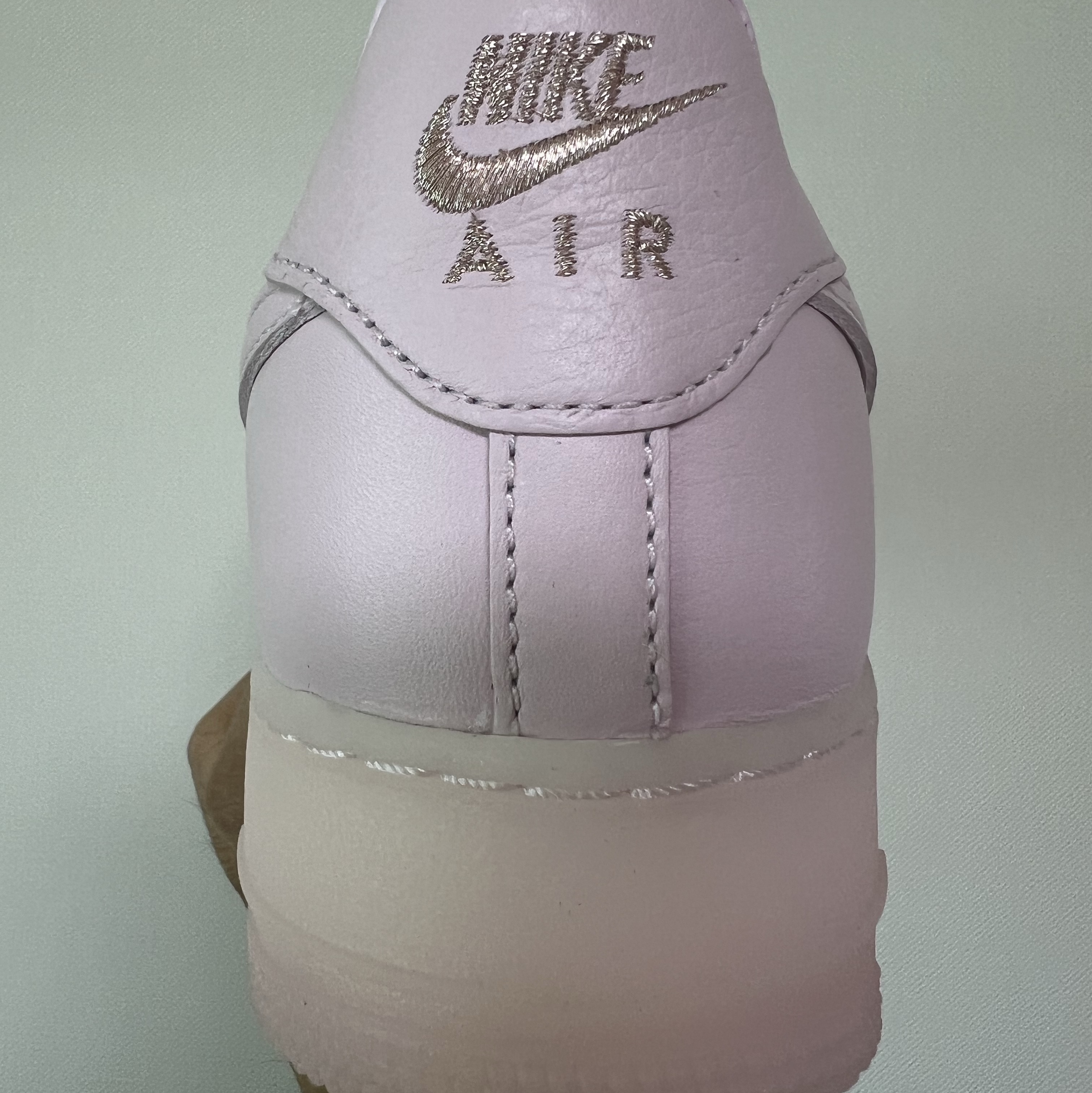 Nike x Drake Nocta Air Force 1 Low SP Certified Lover Boy Pink Foam 착용 스타일 - 3