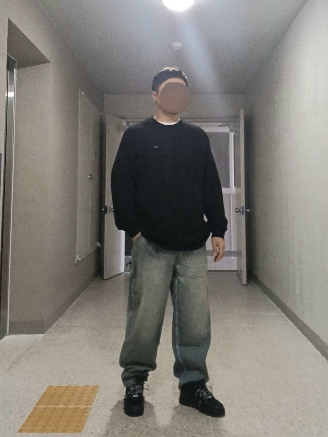 Supreme Small Box L/S T-Shirt Black - 25SS, Nike x Supreme Air Force 1 Mid Black 착용 스타일 - 2