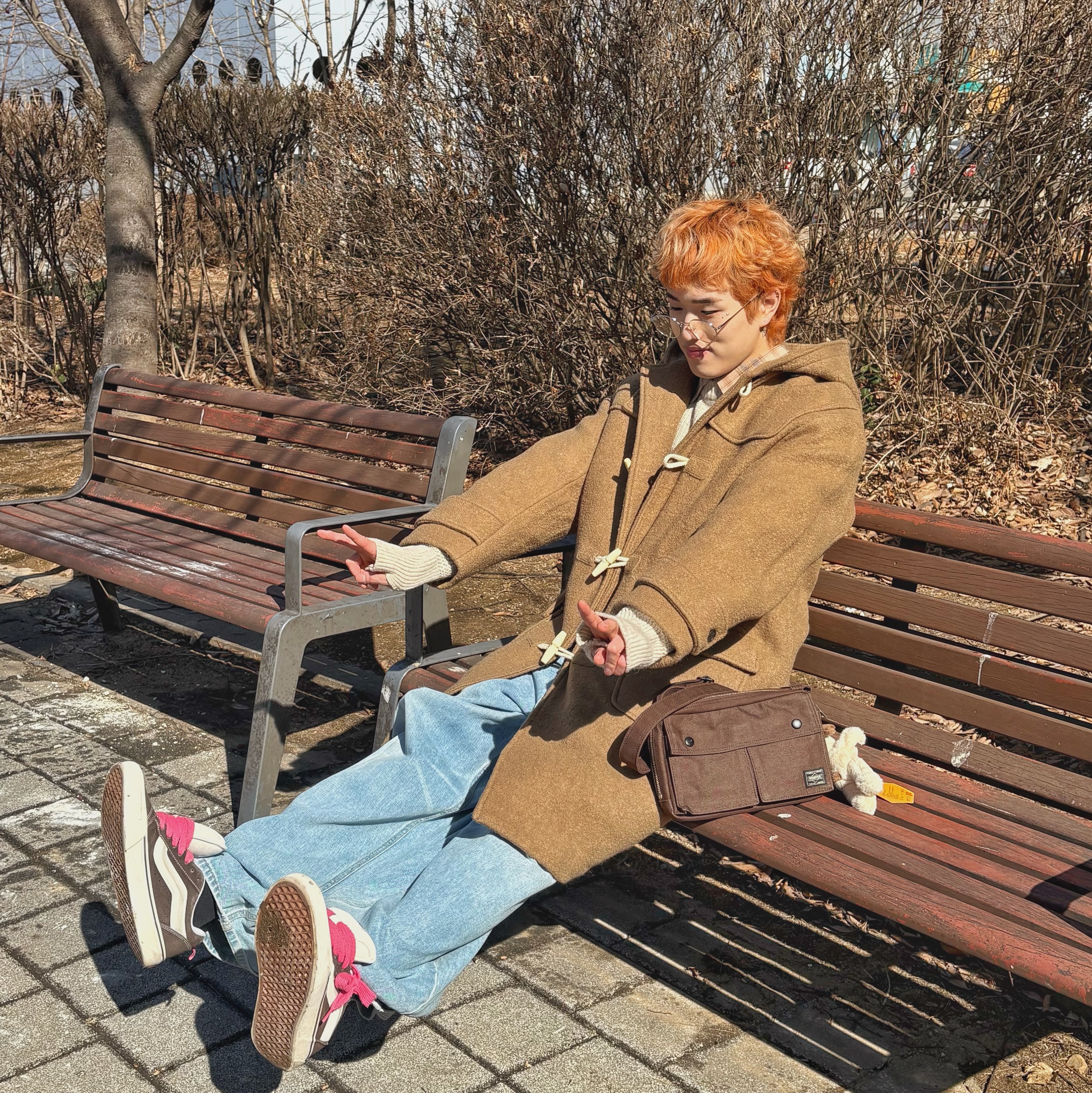 포터 스모키 투웨이 숄더백 브라운 착용 스타일 - 7
