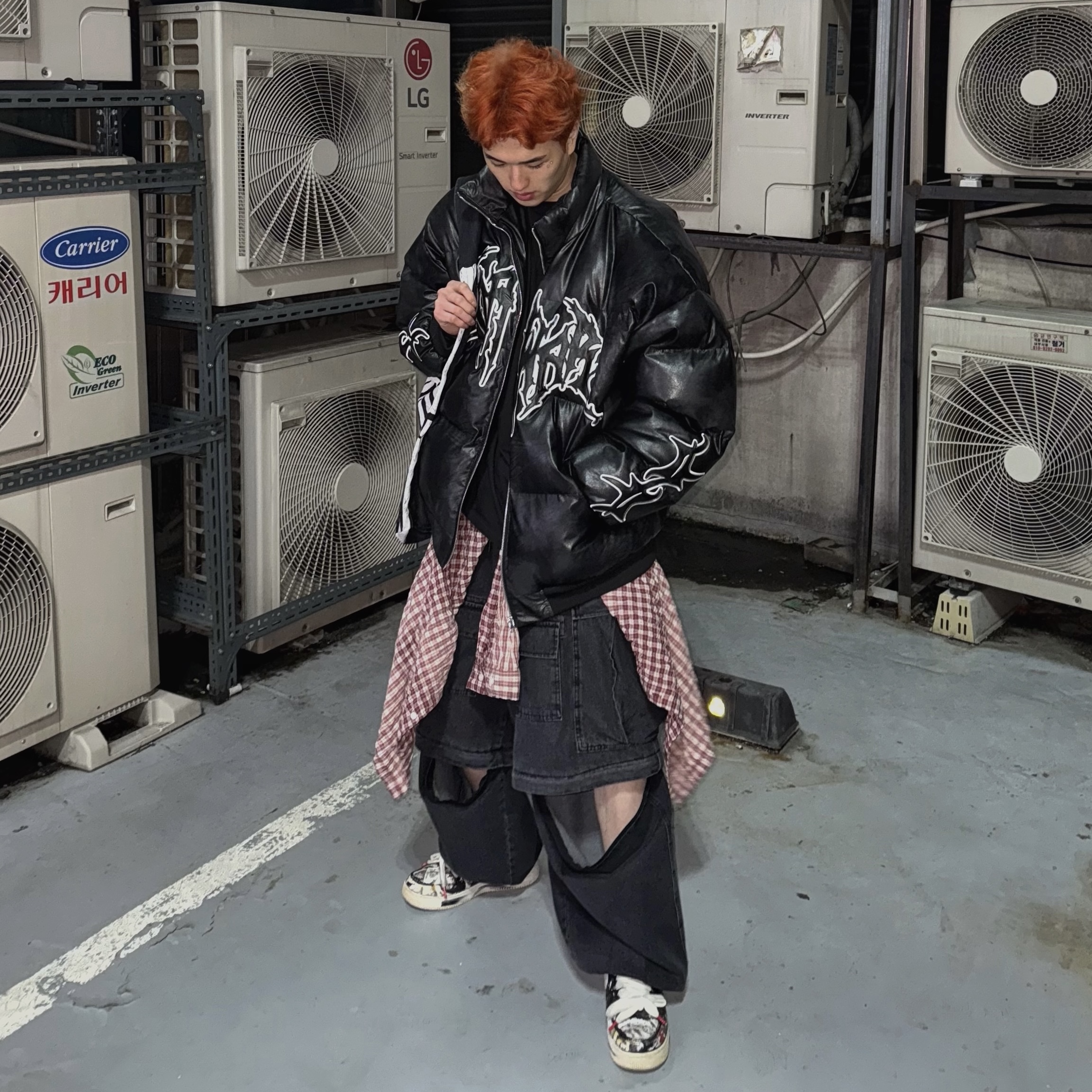 Kapital 14 oz. Denim Bone Print Book Bag Black, Nike x Peaceminusone Air Force 1 Low Para-Noise 착용 스타일 - 2