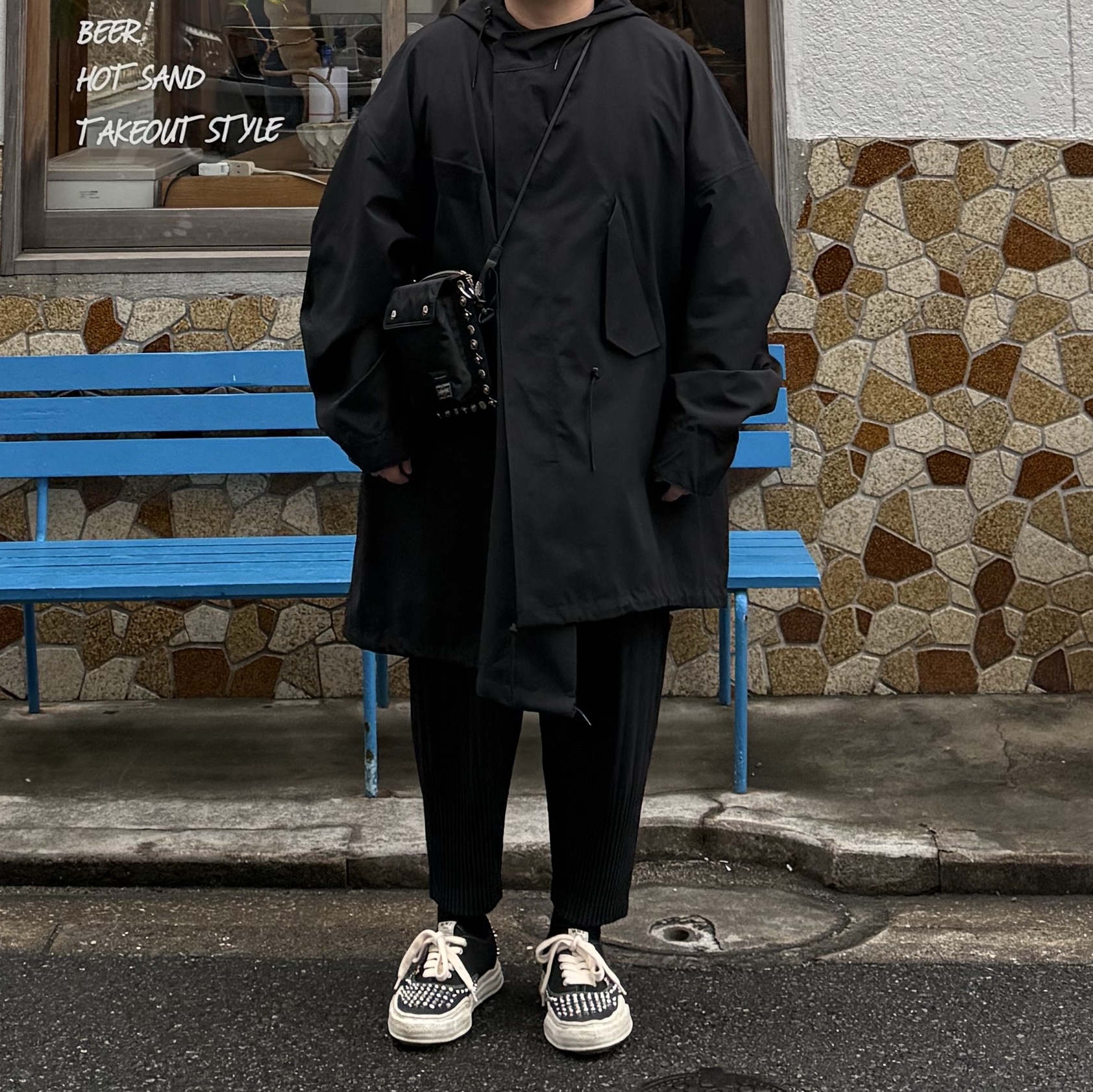 Porter x Toga Shoulder Pouch Black, Homme Plisse Issey Miyake Basics Pants Black 착용 스타일