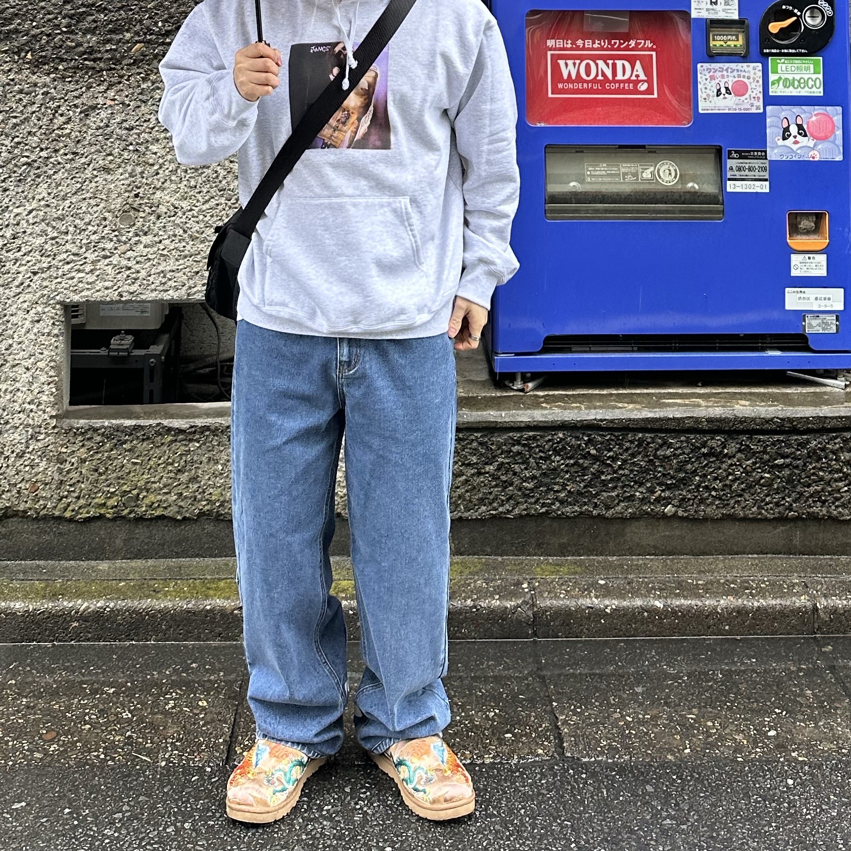 Supreme x Jane's Addiction Hooded Sweatshirt Ash Grey - 24FW, UGG x Palace Ultra Mini Boot Chestnut Camo 착용 스타일