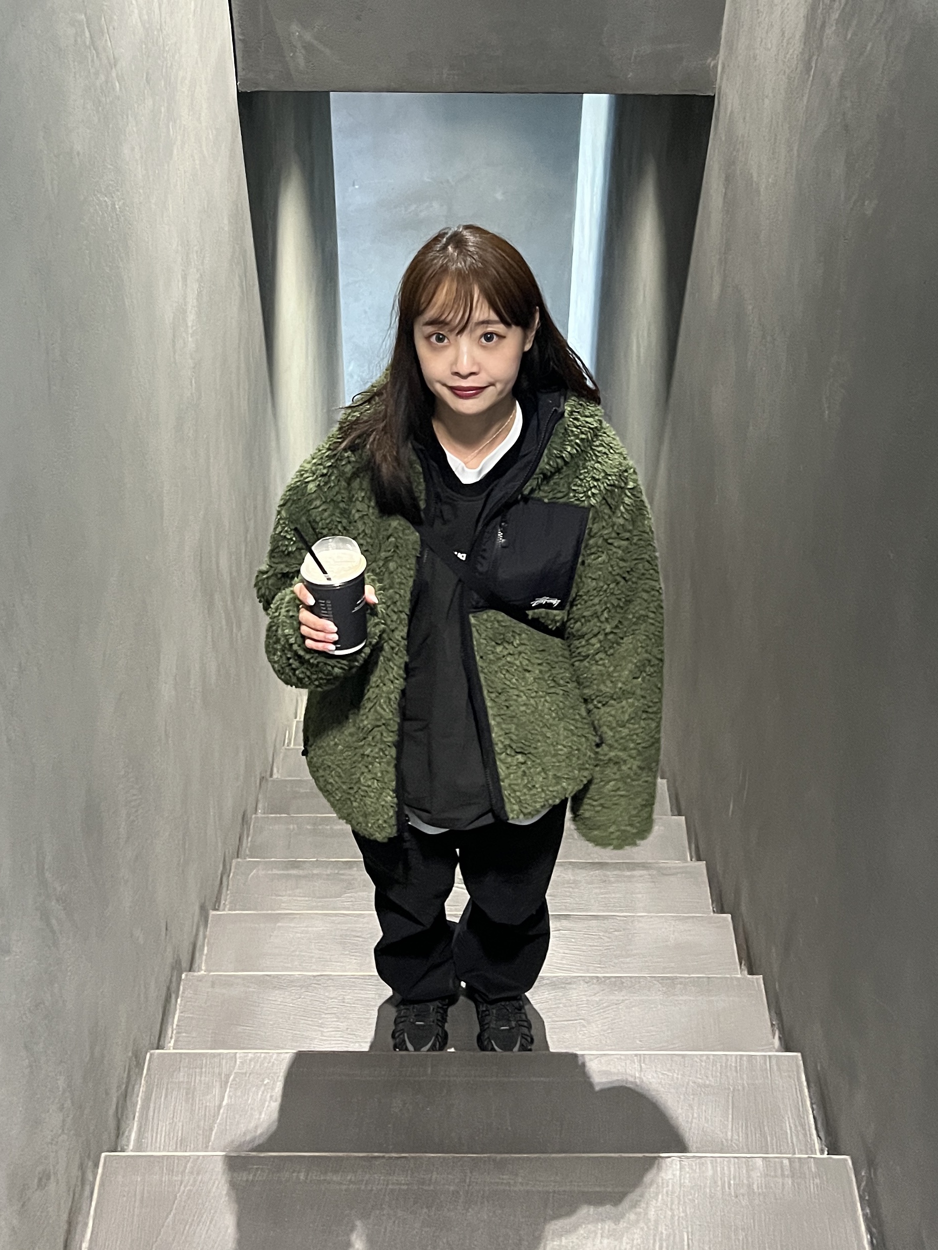 Stussy Sherpa Jacket Olive, (W) Nike Shox TL Black and Max Orange 착용 스타일 - 9
