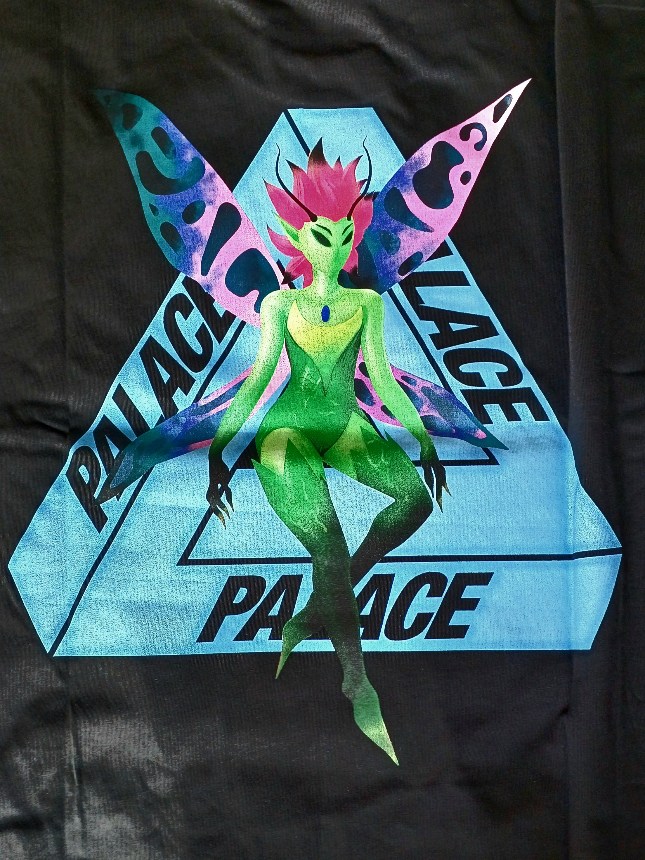 Palace Tri Fairy T-Shirt Black - 25SS 착용 스타일 - 2