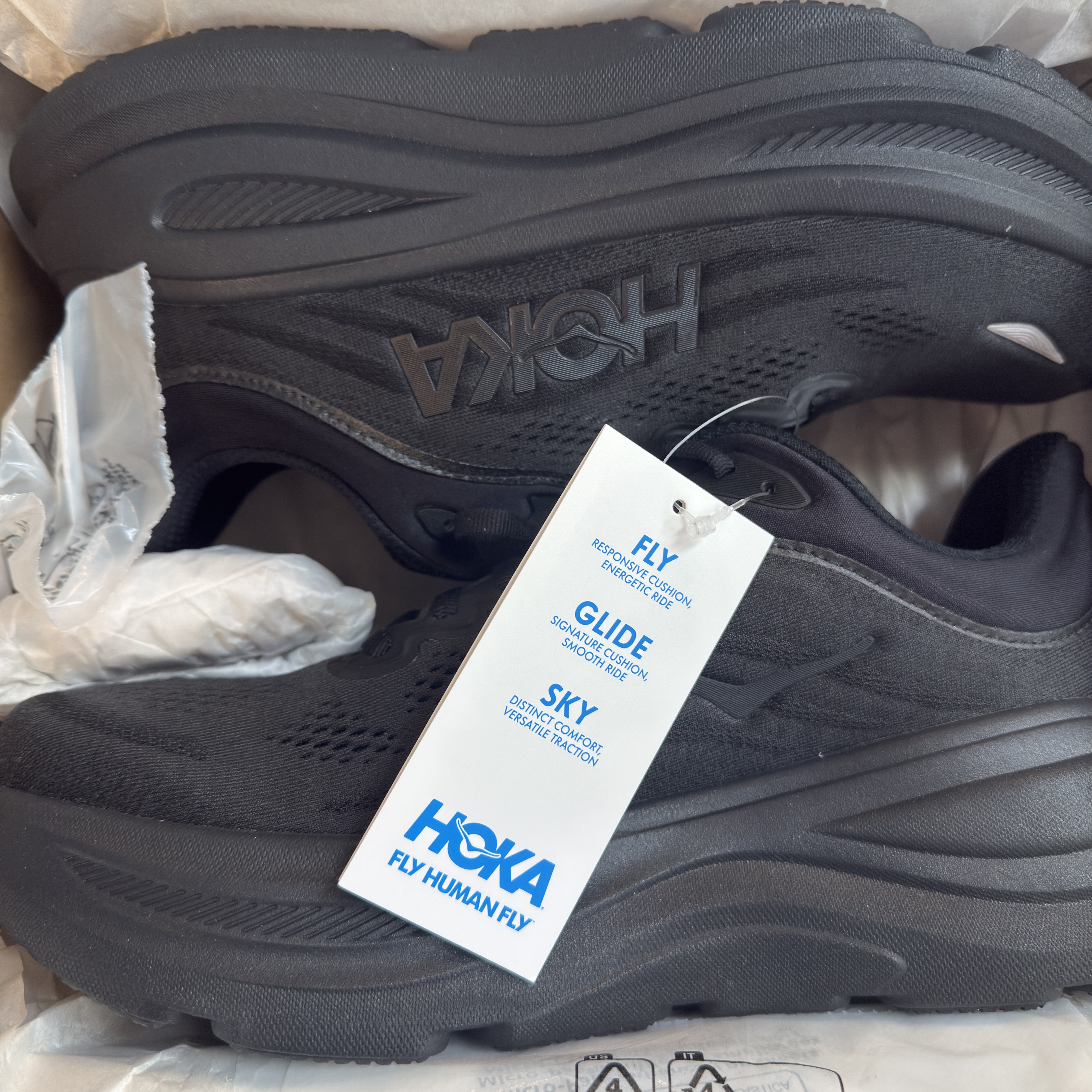 Hoka Bondi 9 Black - Wide 착용 스타일