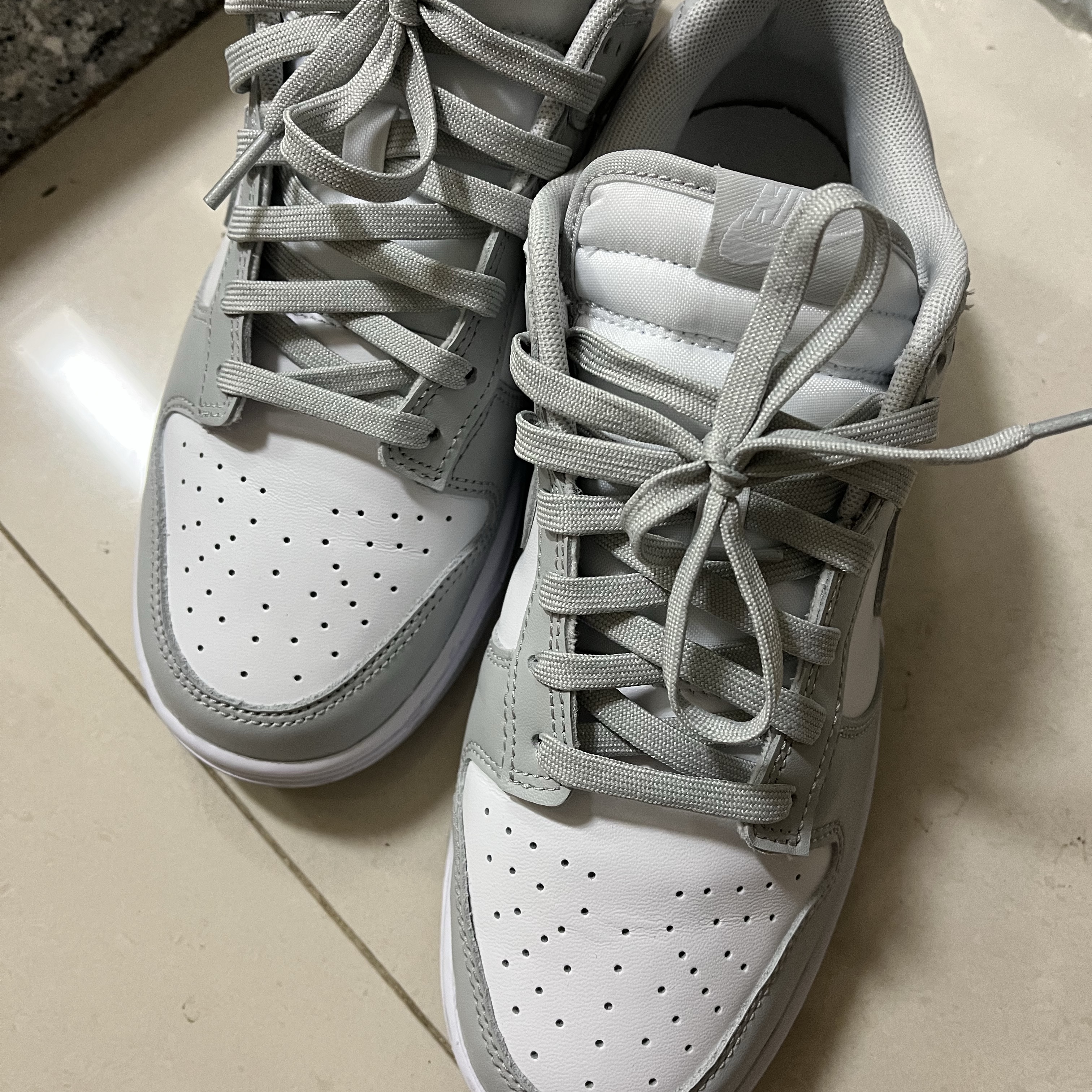 Nike Dunk Low Retro Grey Fog 착용 스타일