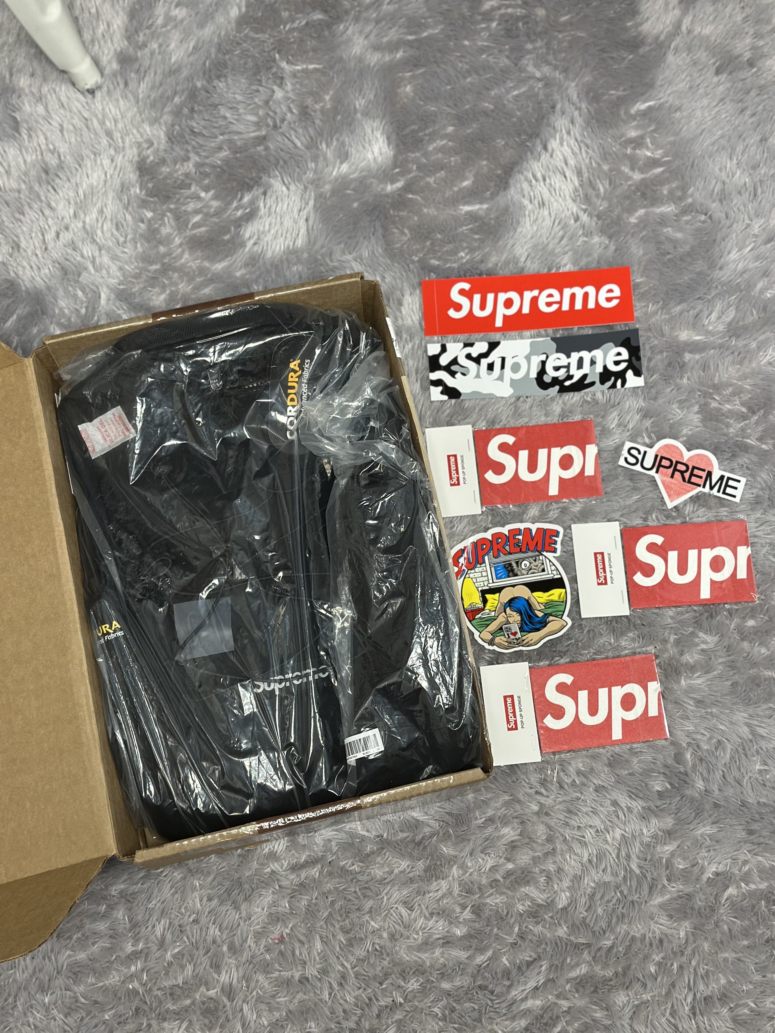 Supreme Backpack Black - 25SS 착용 스타일