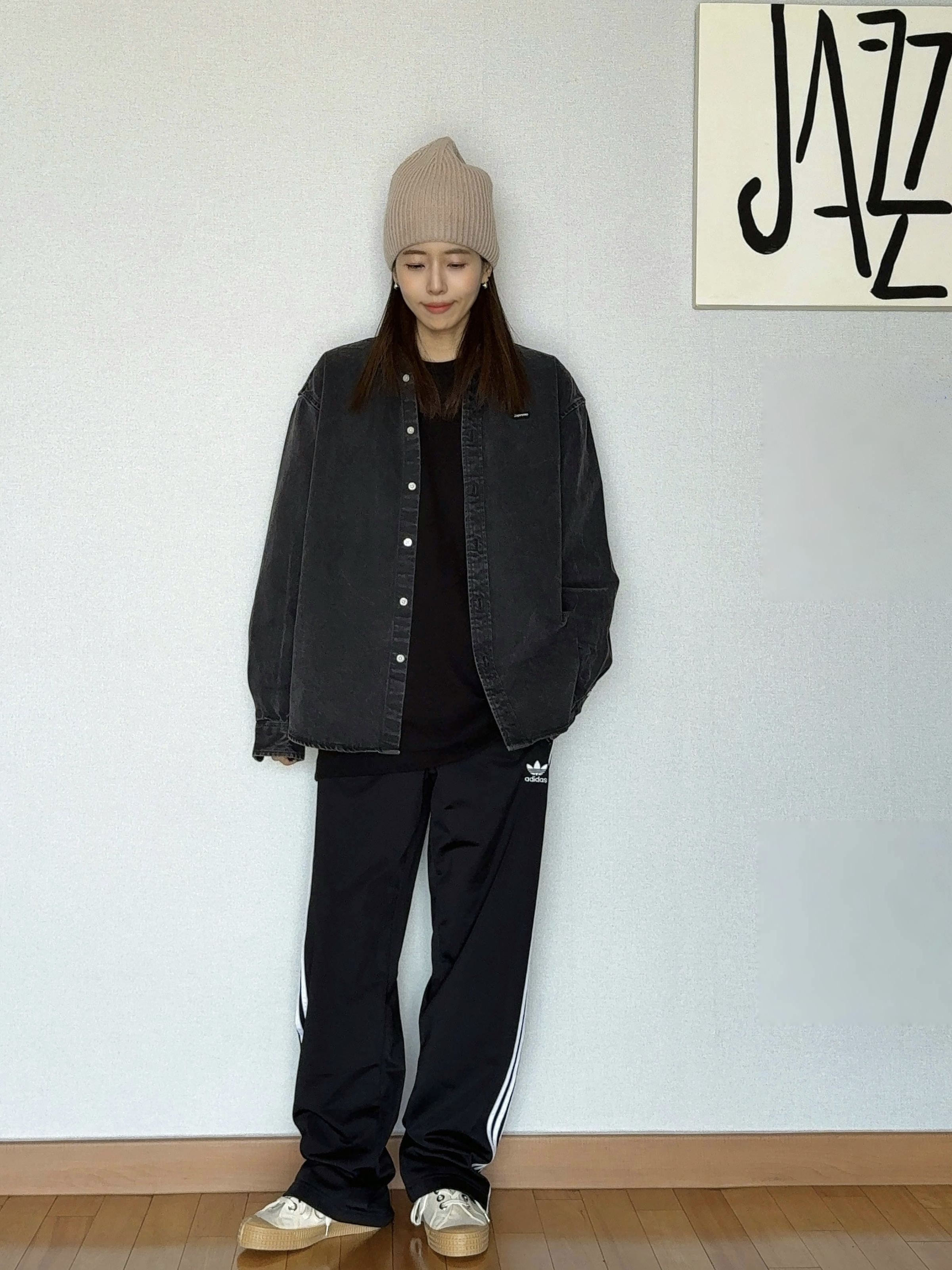 Supreme Small Box Denim Shirt Black - 25SS, Adidas Adicolor Classic Firebird Track Pants Black - KR Sizing 착용 스타일 - 2