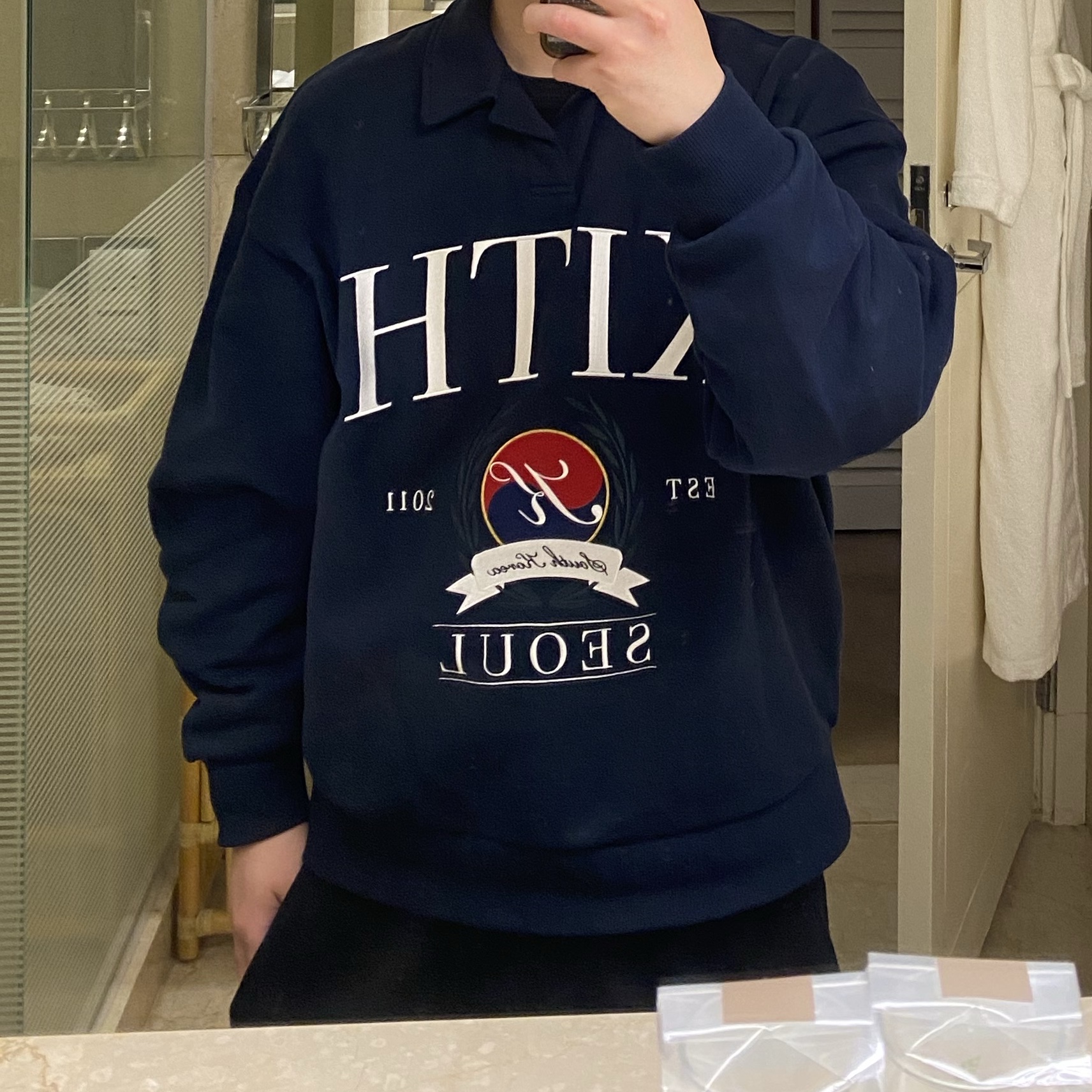 Kith K&K Applique Nelson Collared Rugby Nocturnal 착용 스타일 - 2