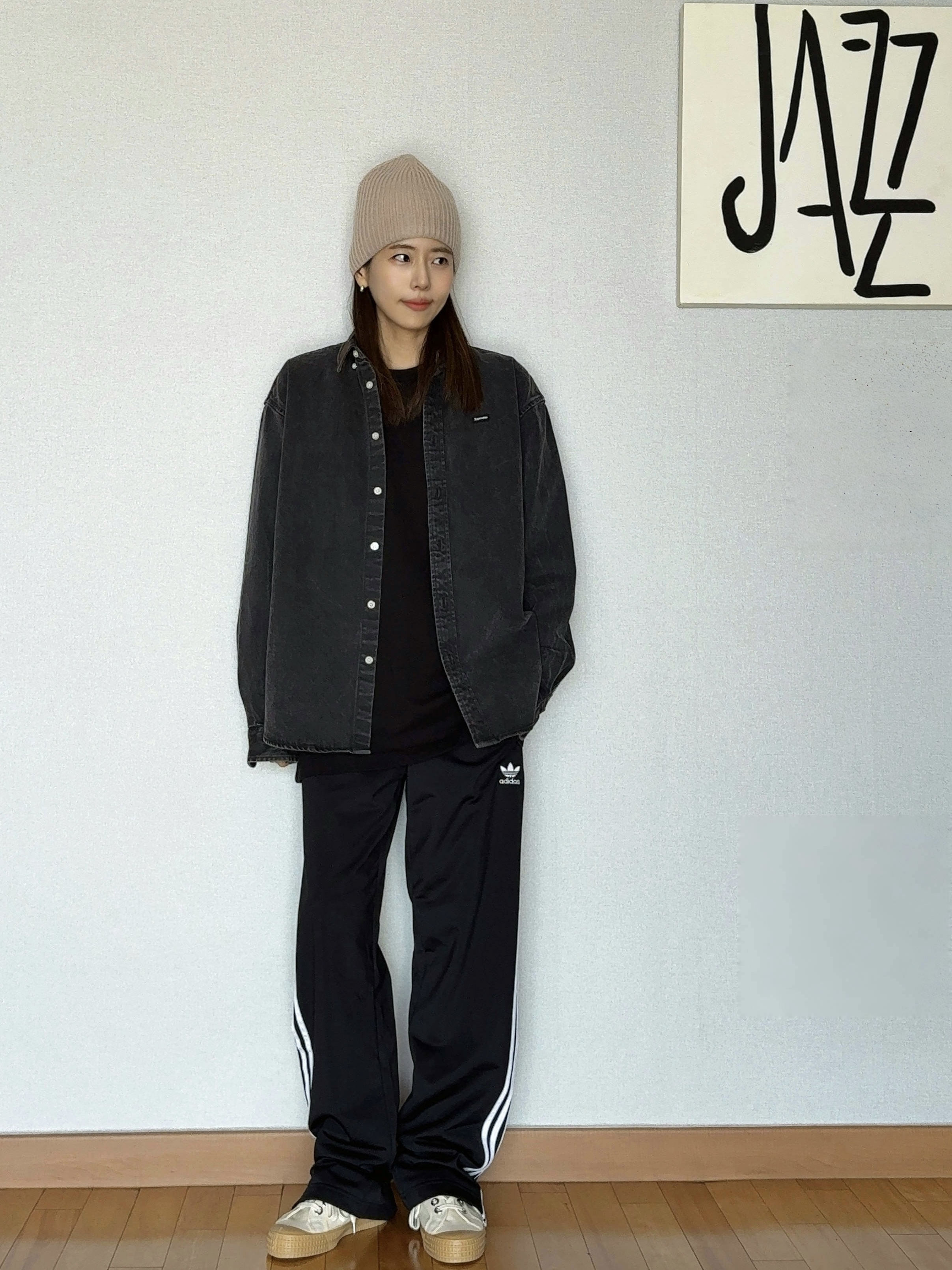 Supreme Small Box Denim Shirt Black - 25SS, Adidas Adicolor Classic Firebird Track Pants Black - KR Sizing 착용 스타일 - 1