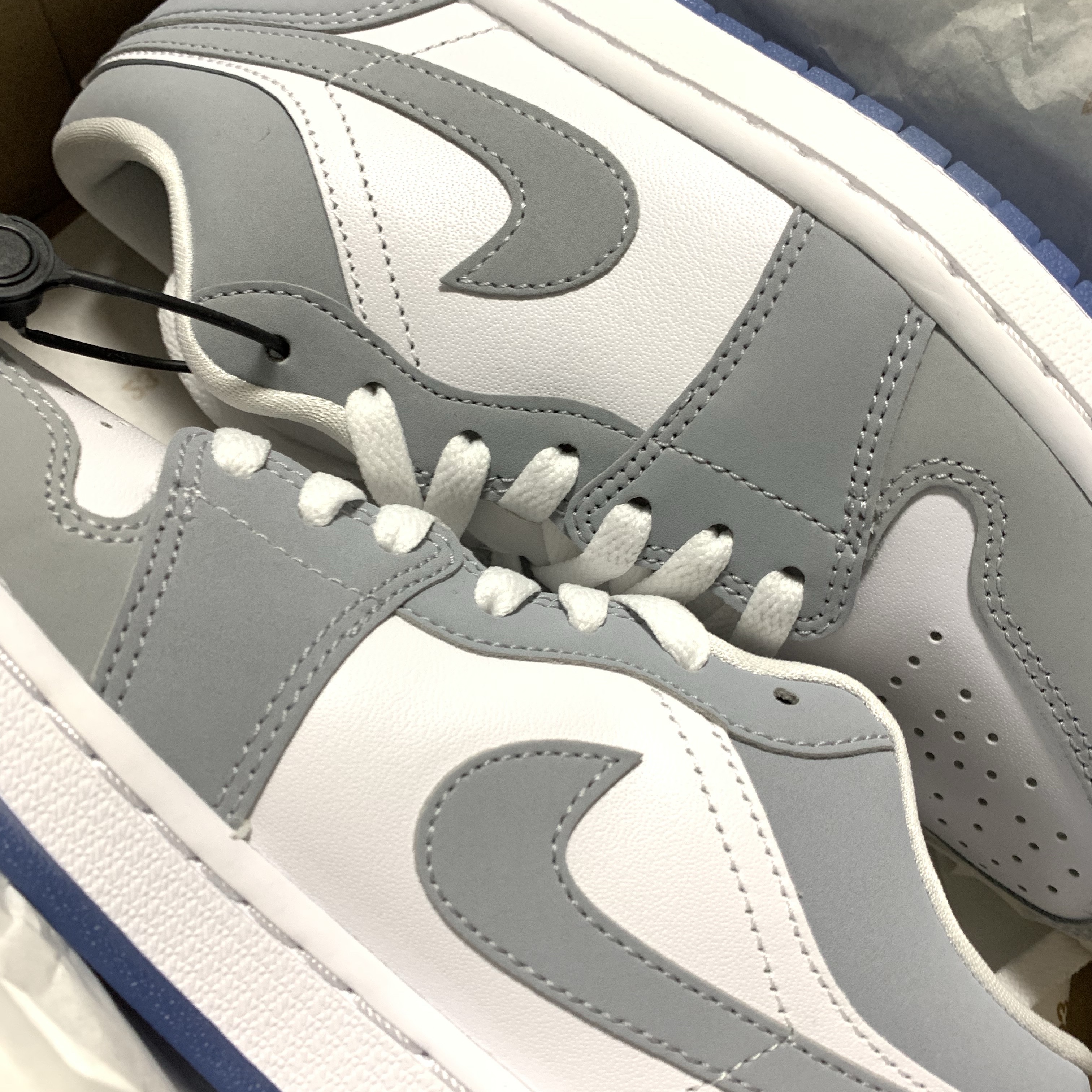 (W) Jordan 1 Low White Wolf Grey 착용 스타일