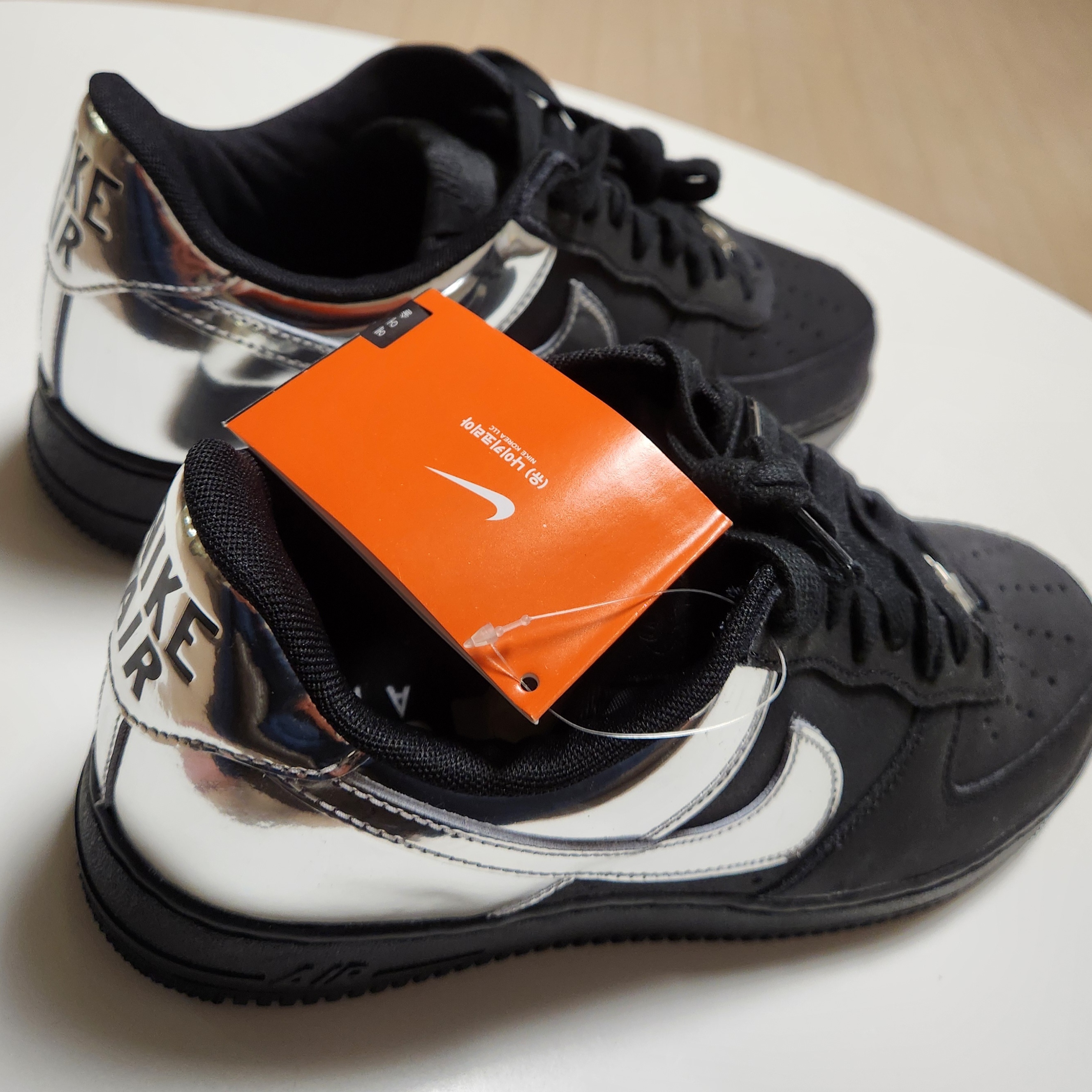 Nike Air Force 1 Low Retro All-Star 착용 스타일 - 4