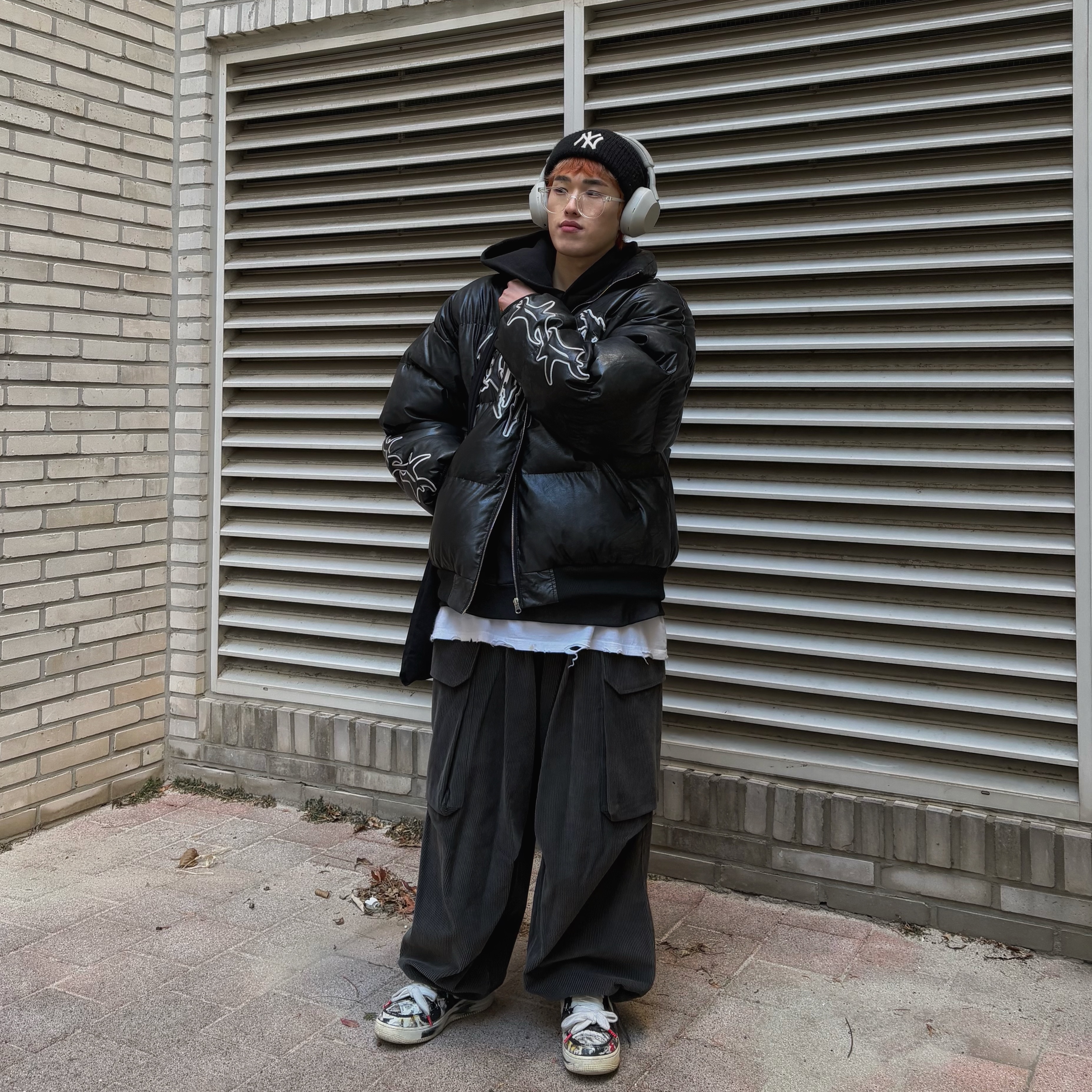 Sony WH-1000XM5 Silver (Korean Ver.), Nike x Peaceminusone Air Force 1 Low Para-Noise 착용 스타일 - 3